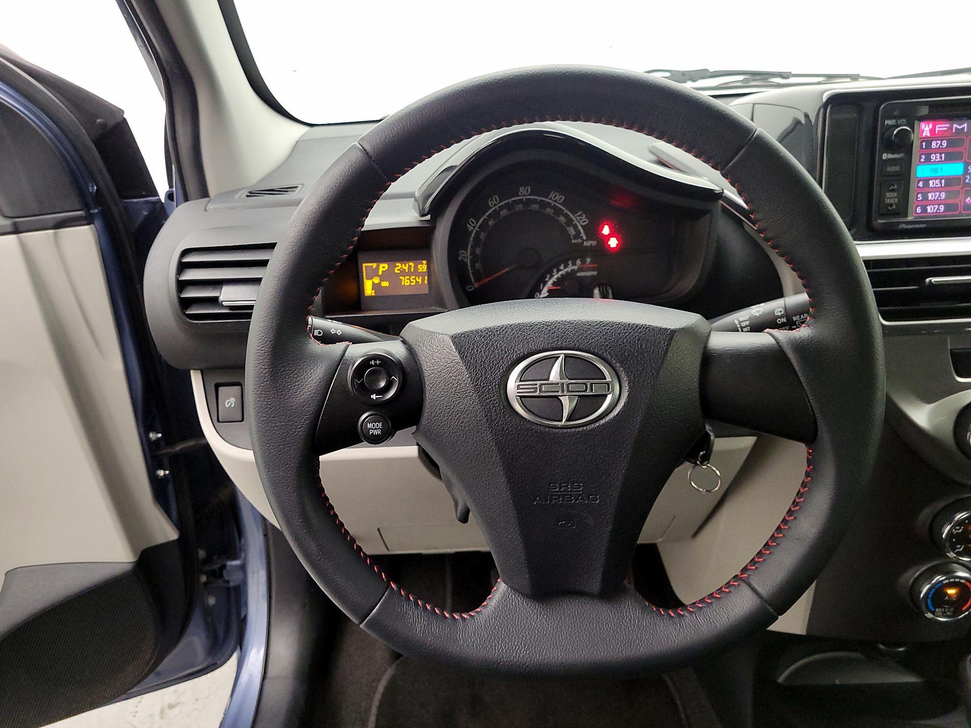 Thumbnail: 2014 Scion iQ - 10