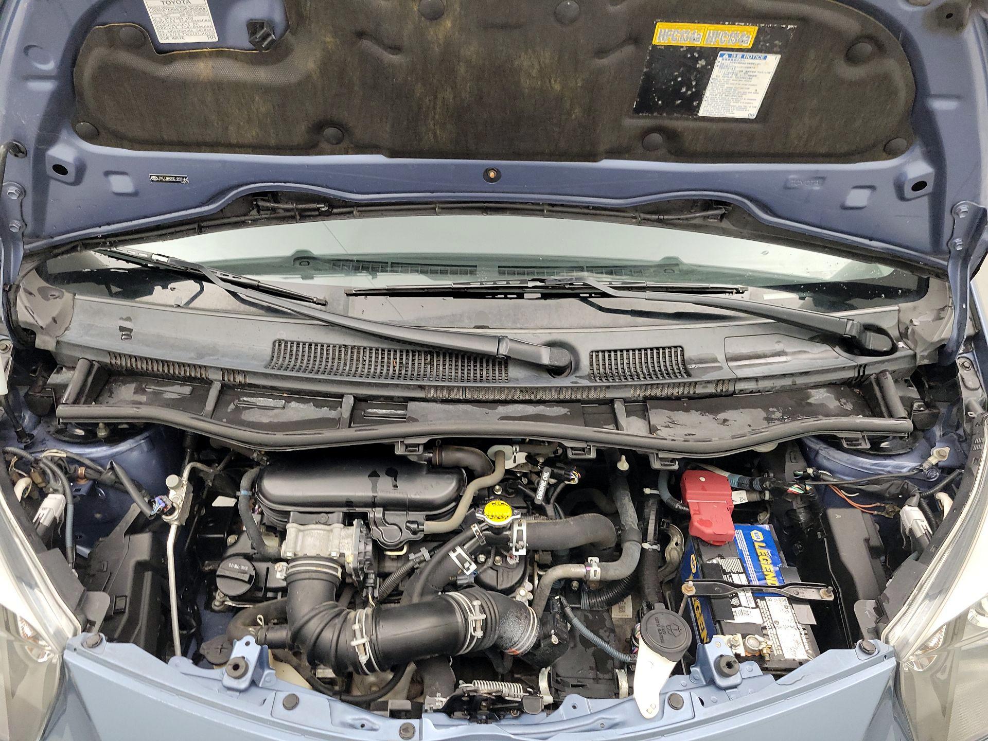 Thumbnail: 2014 Scion iQ - 20