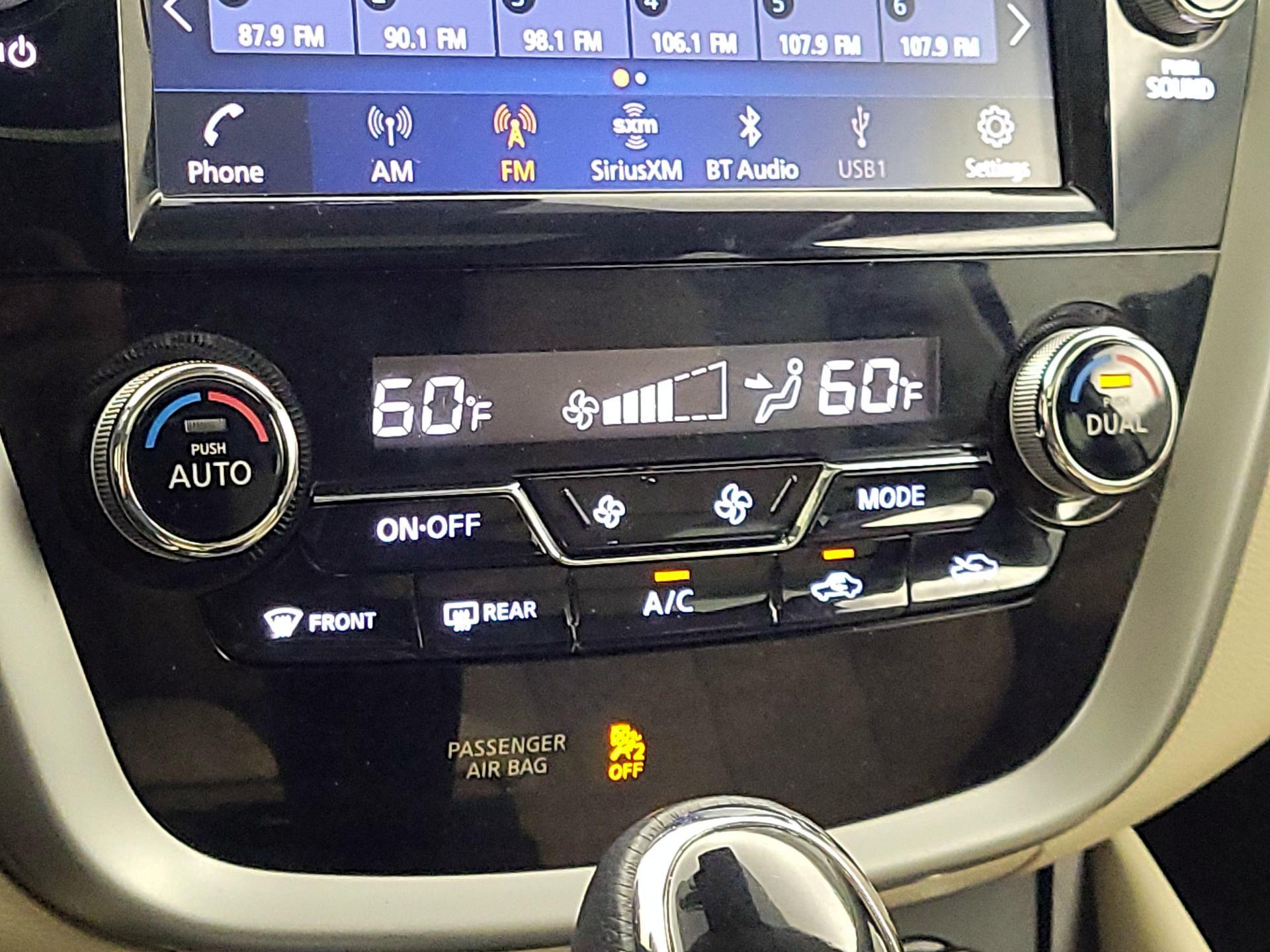 Thumbnail: 2020 Nissan Murano - 17