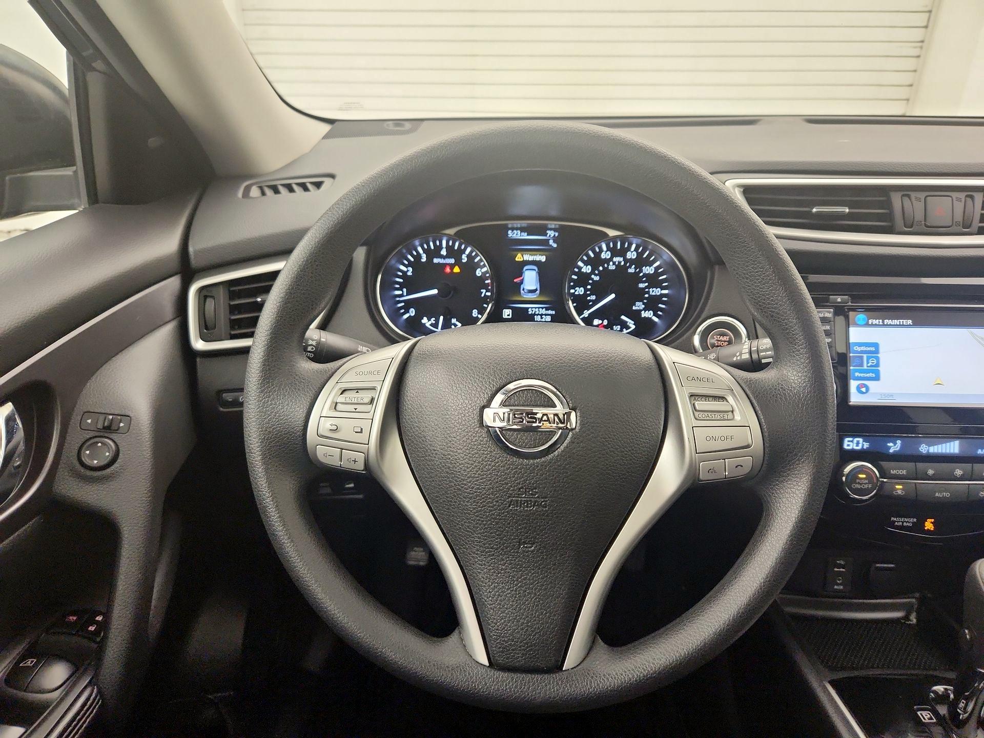 Thumbnail: 2016 Nissan Rogue - 10