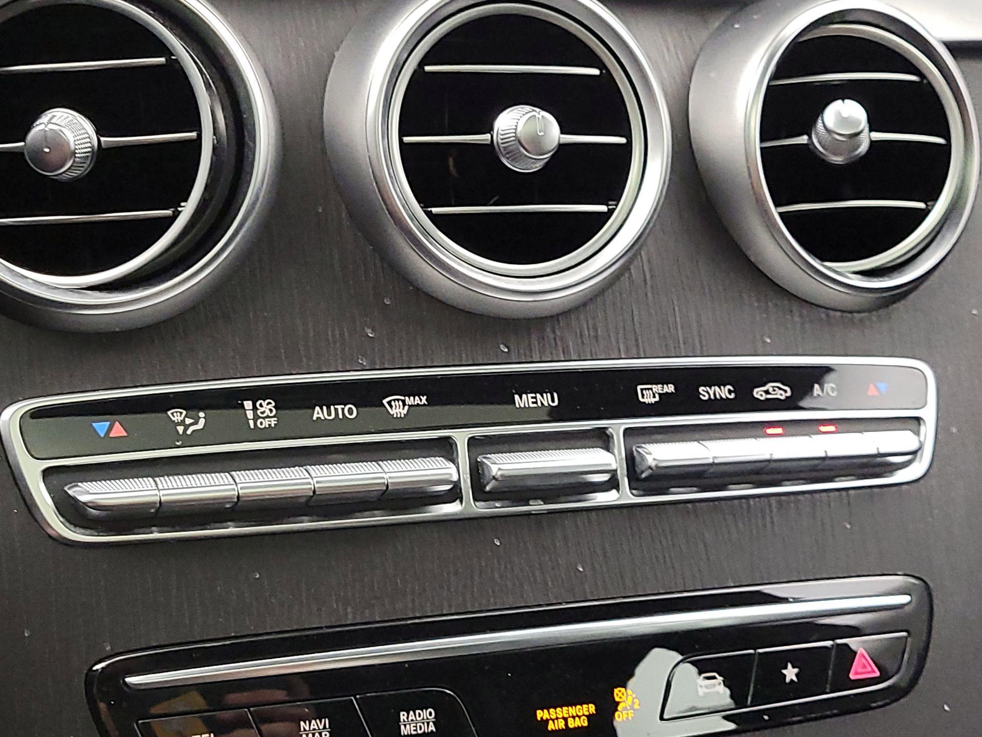 Thumbnail: 2021 Mercedes-Benz GLC - 17