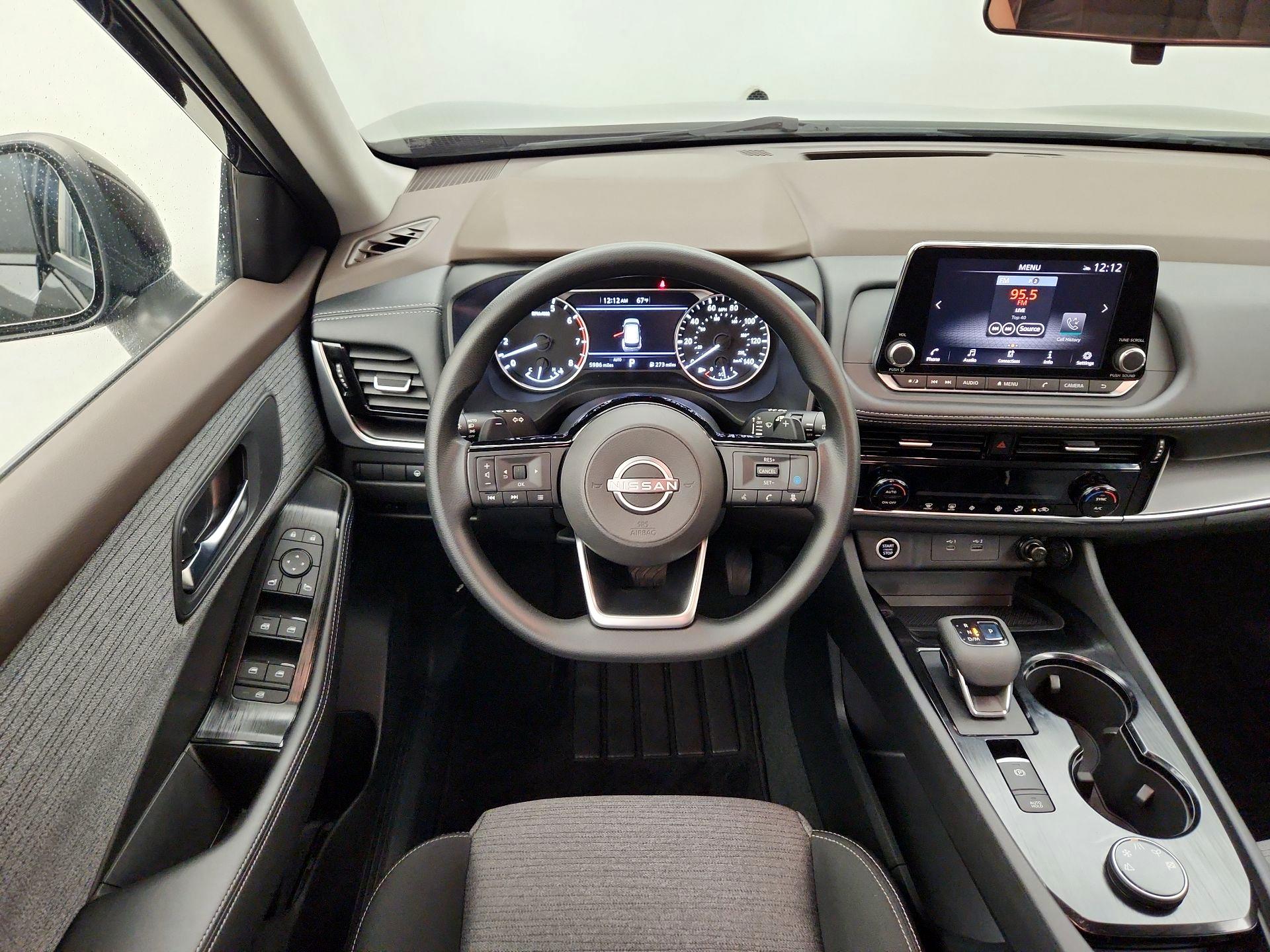 Thumbnail: 2022 Nissan Rogue - 10