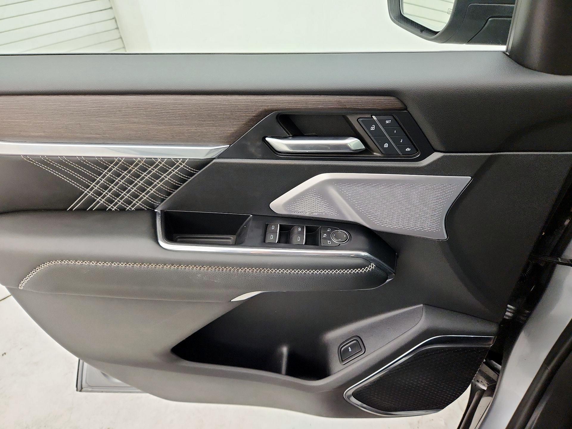 Thumbnail: 2024 GMC Acadia - 12