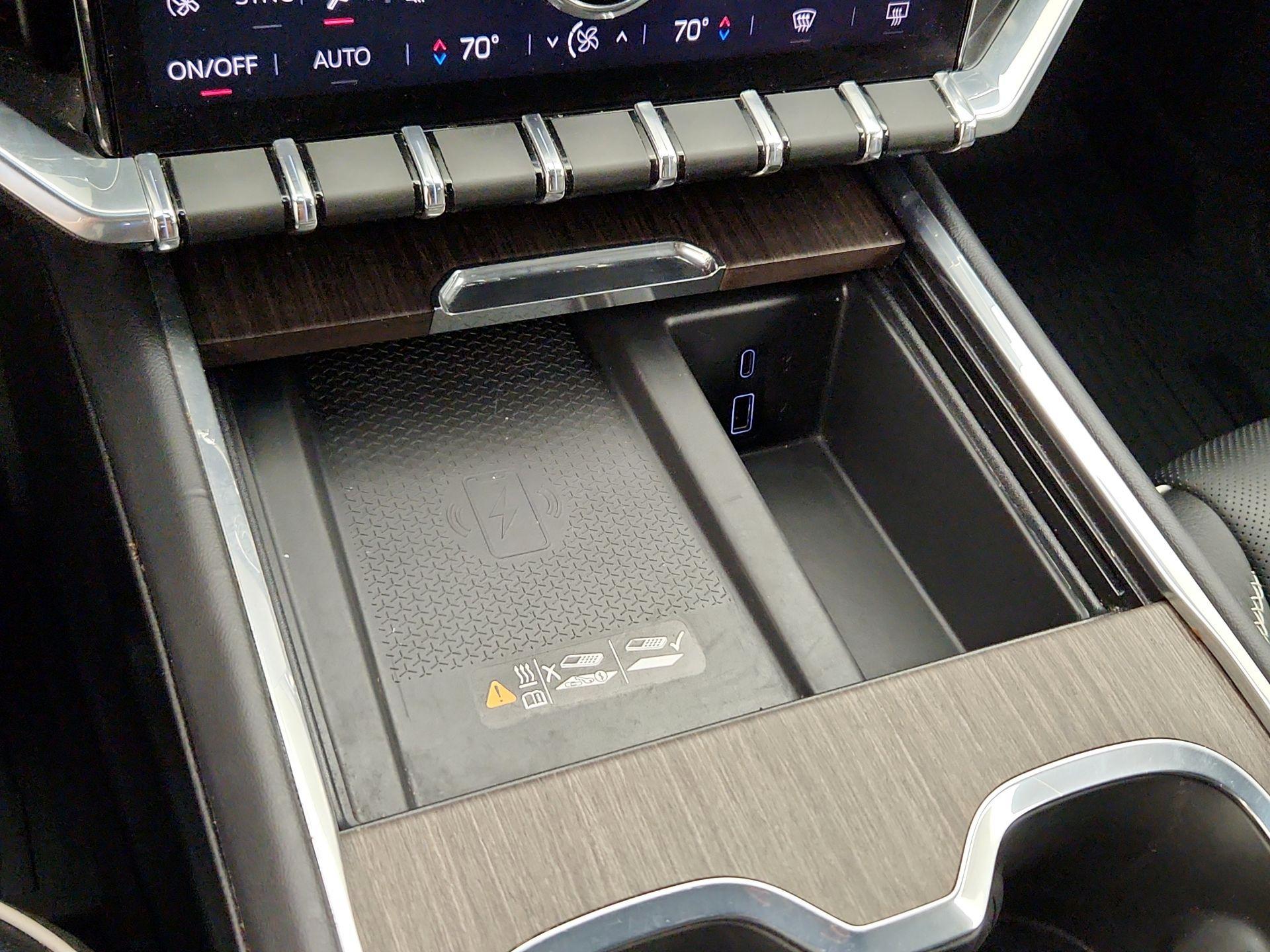 Thumbnail: 2024 GMC Acadia - 18