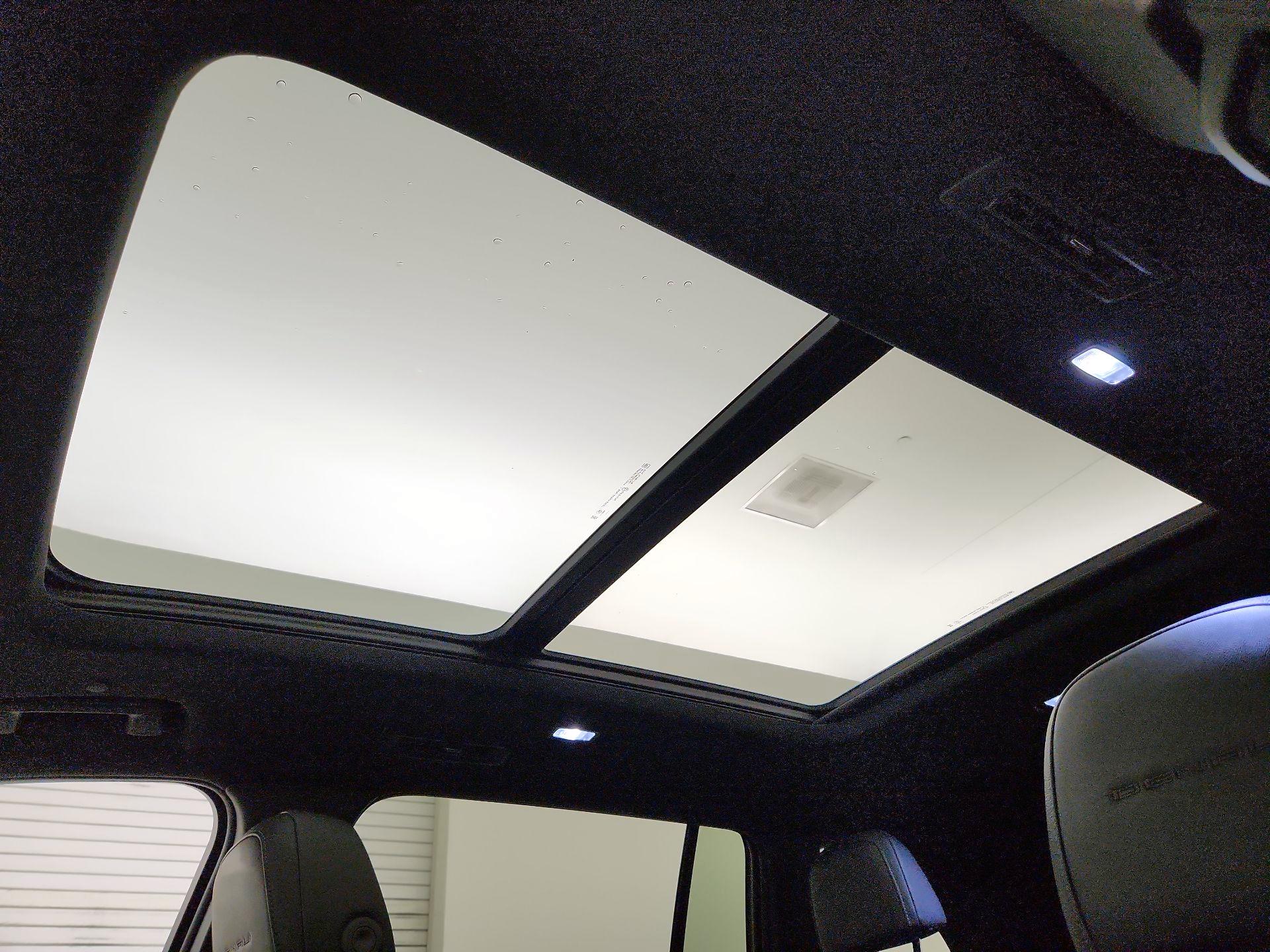 Thumbnail: 2024 GMC Acadia - 19