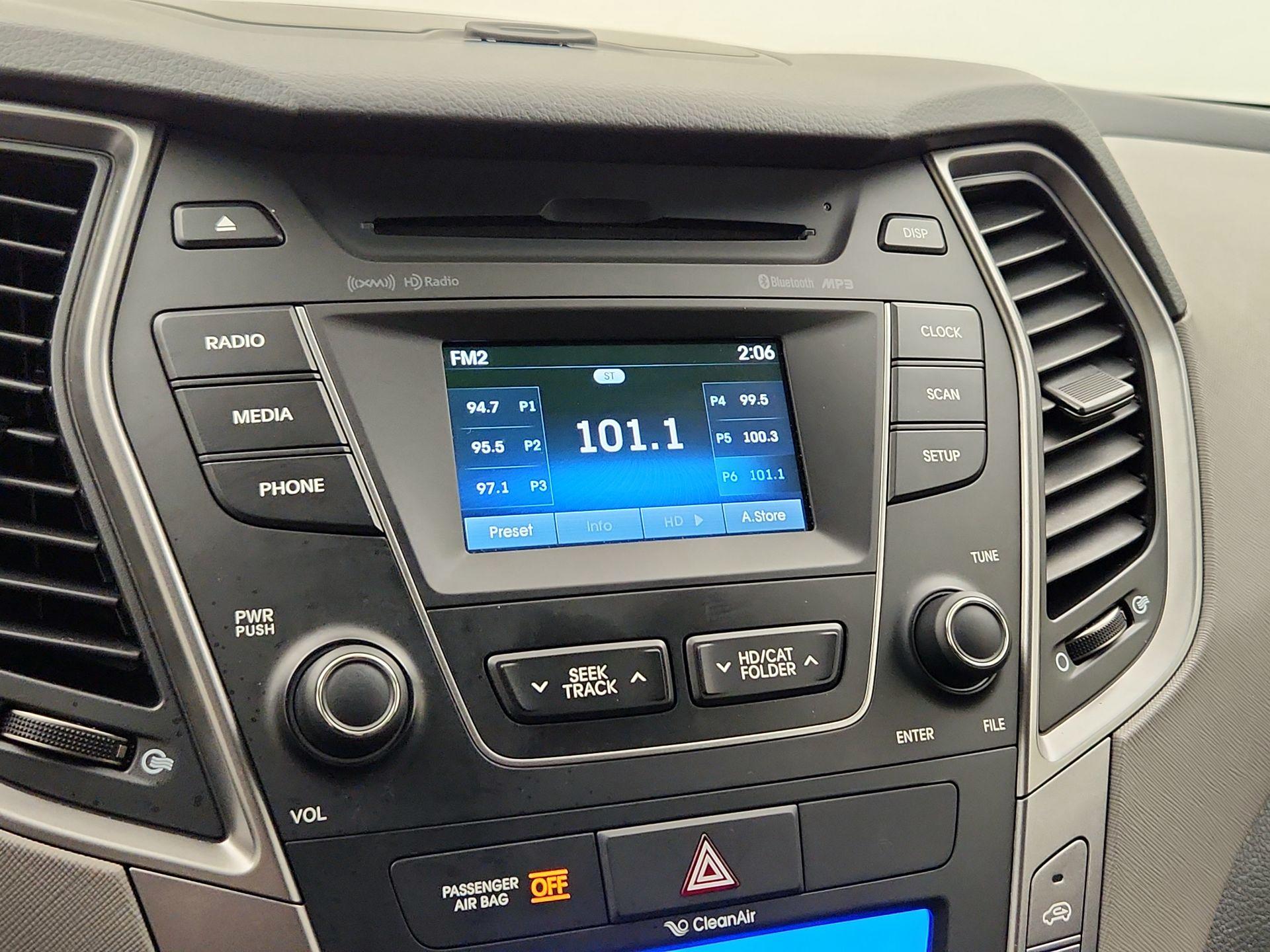 Thumbnail: 2014 Hyundai Santa Fe - 15