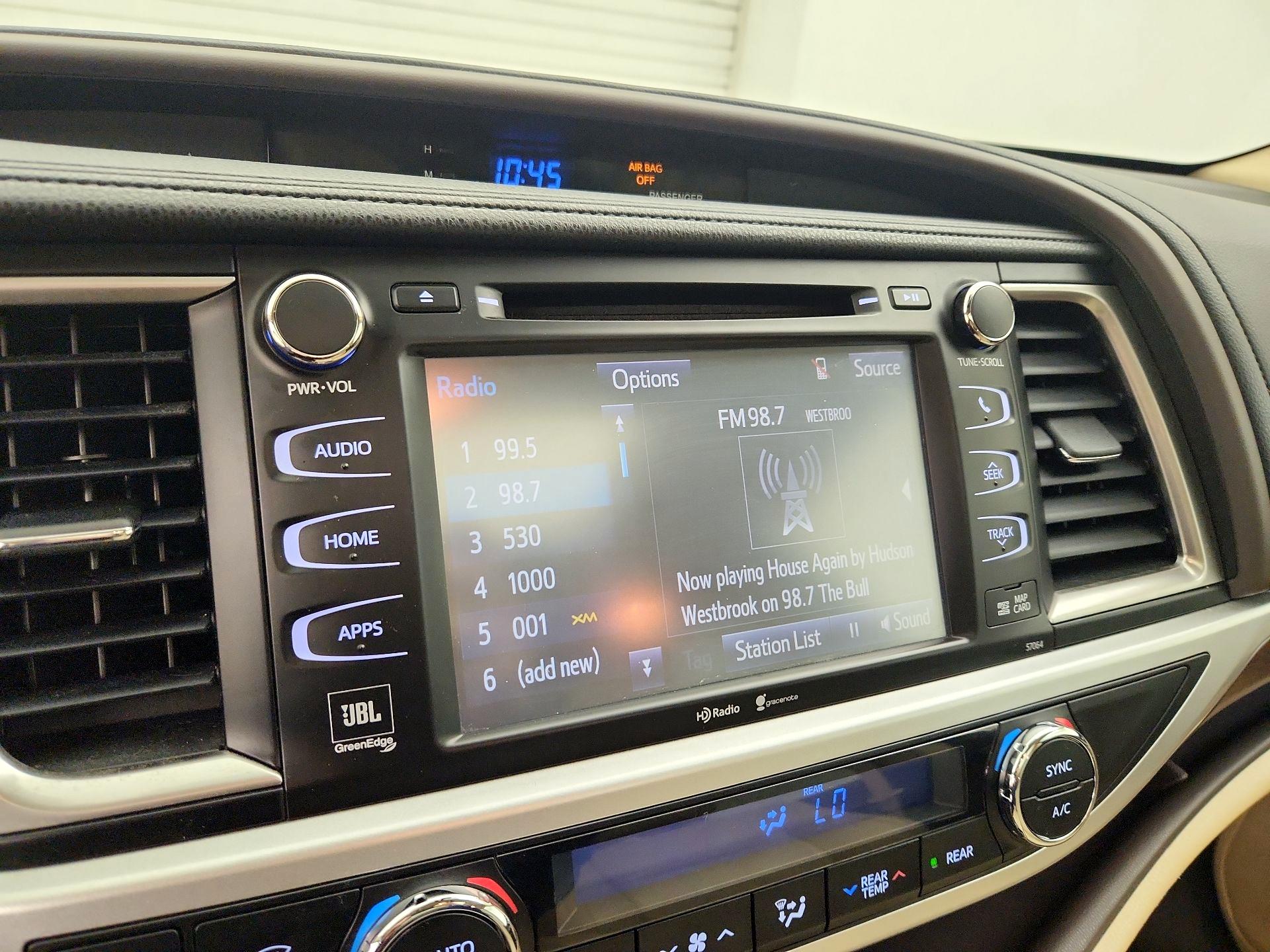 Thumbnail: 2014 Toyota Highlander - 15
