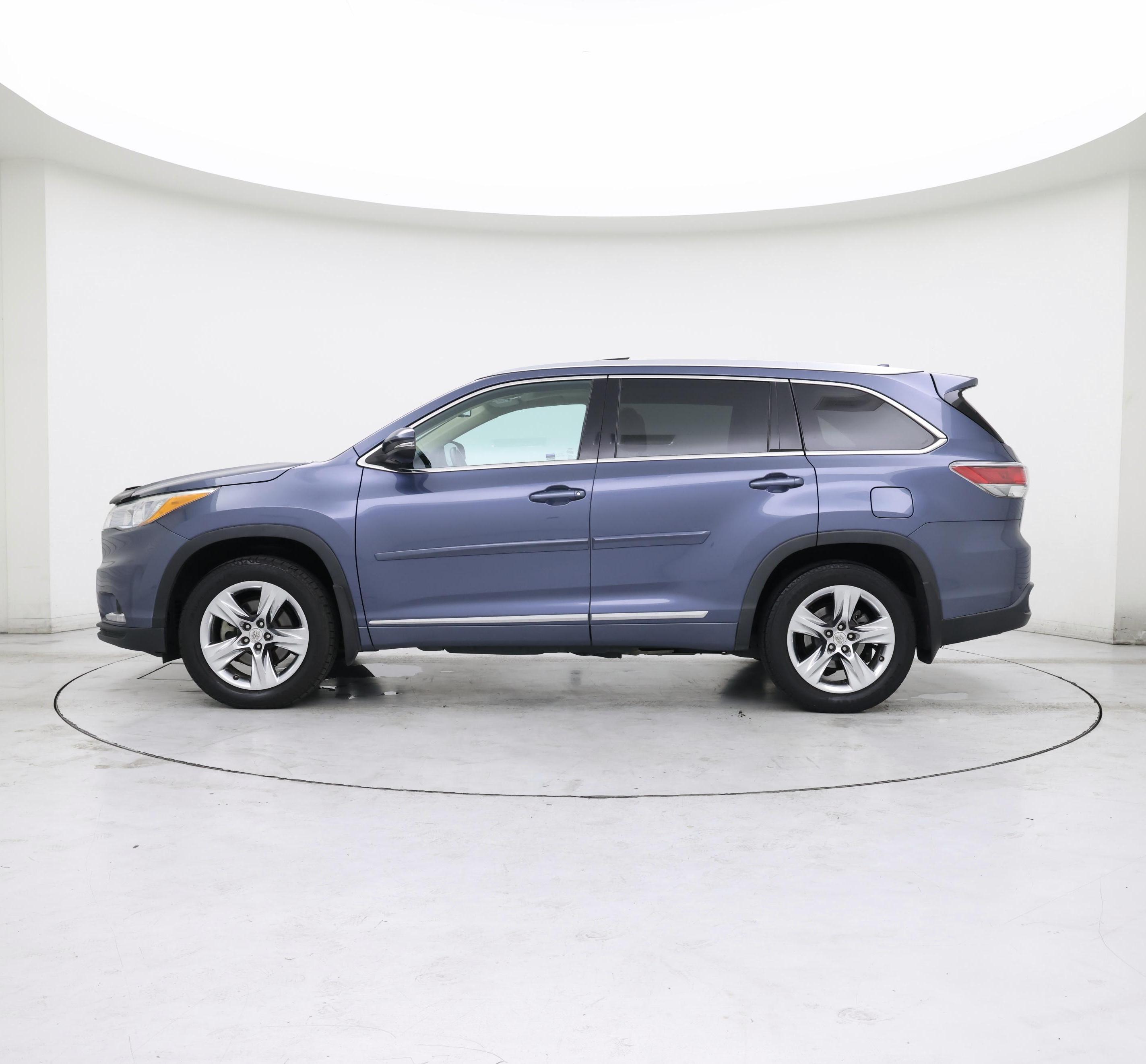 Thumbnail: 2014 Toyota Highlander - 3