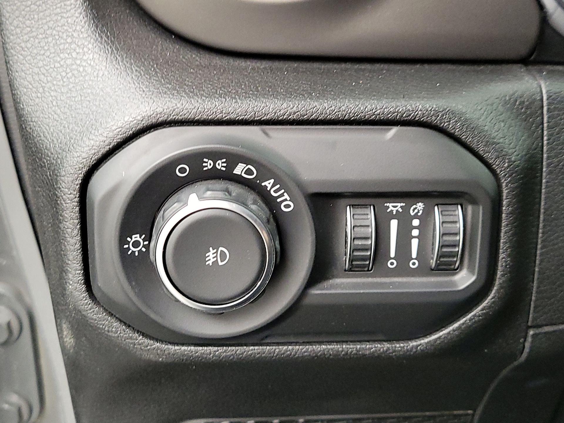 Thumbnail: 2021 Jeep Wrangler - 13