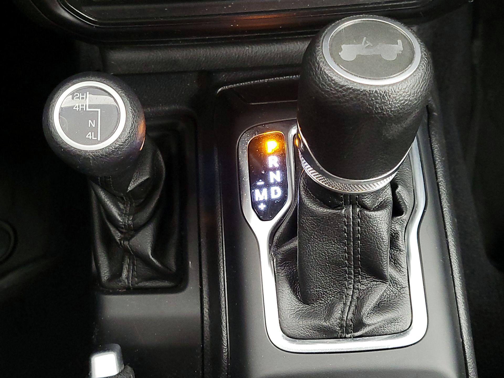 Thumbnail: 2021 Jeep Wrangler - 18