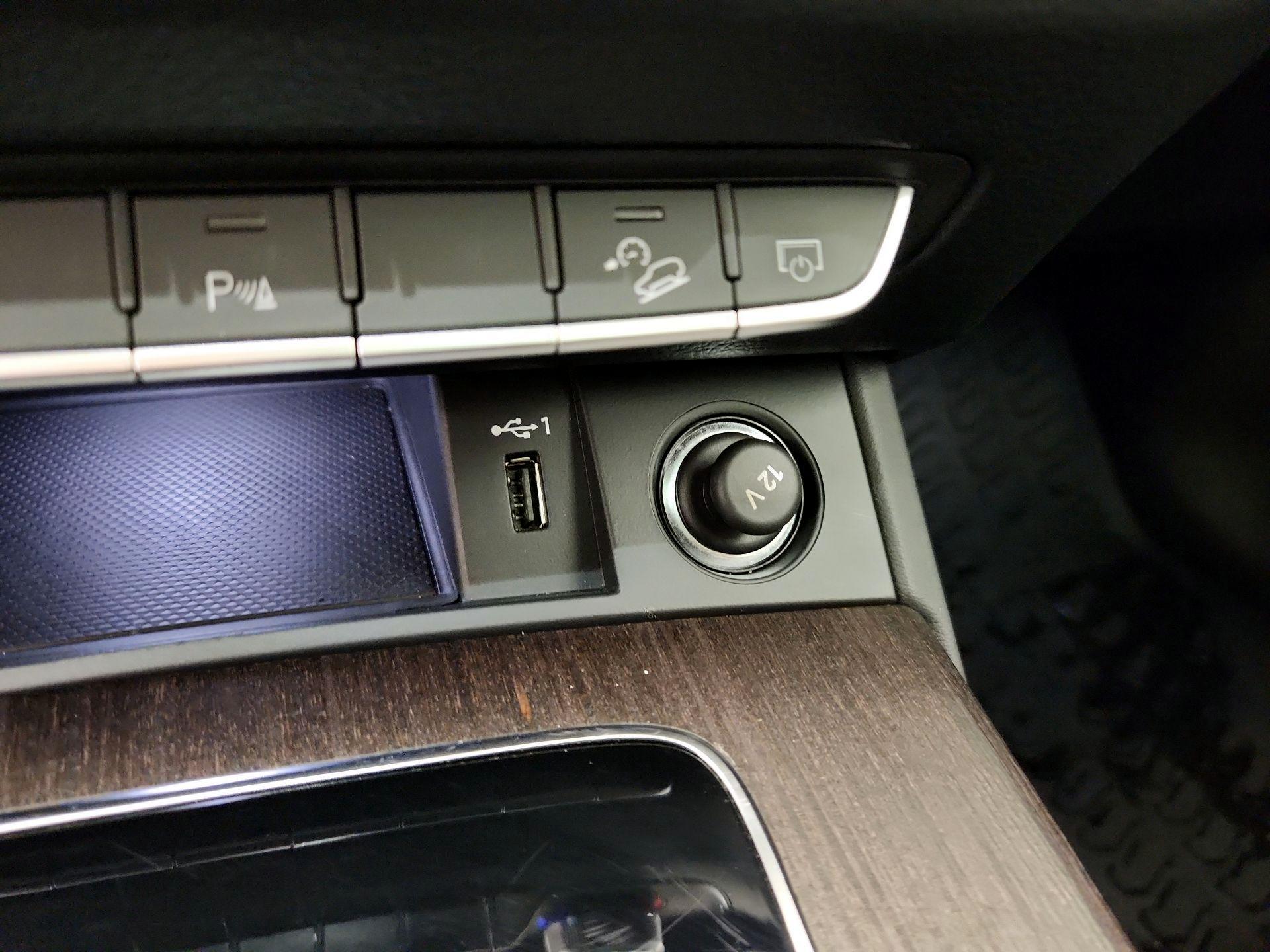 Thumbnail: 2023 Audi Q5 - 19