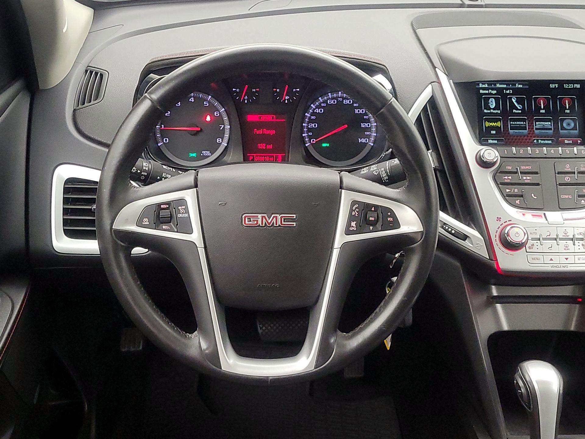 Thumbnail: 2015 GMC Terrain - 10