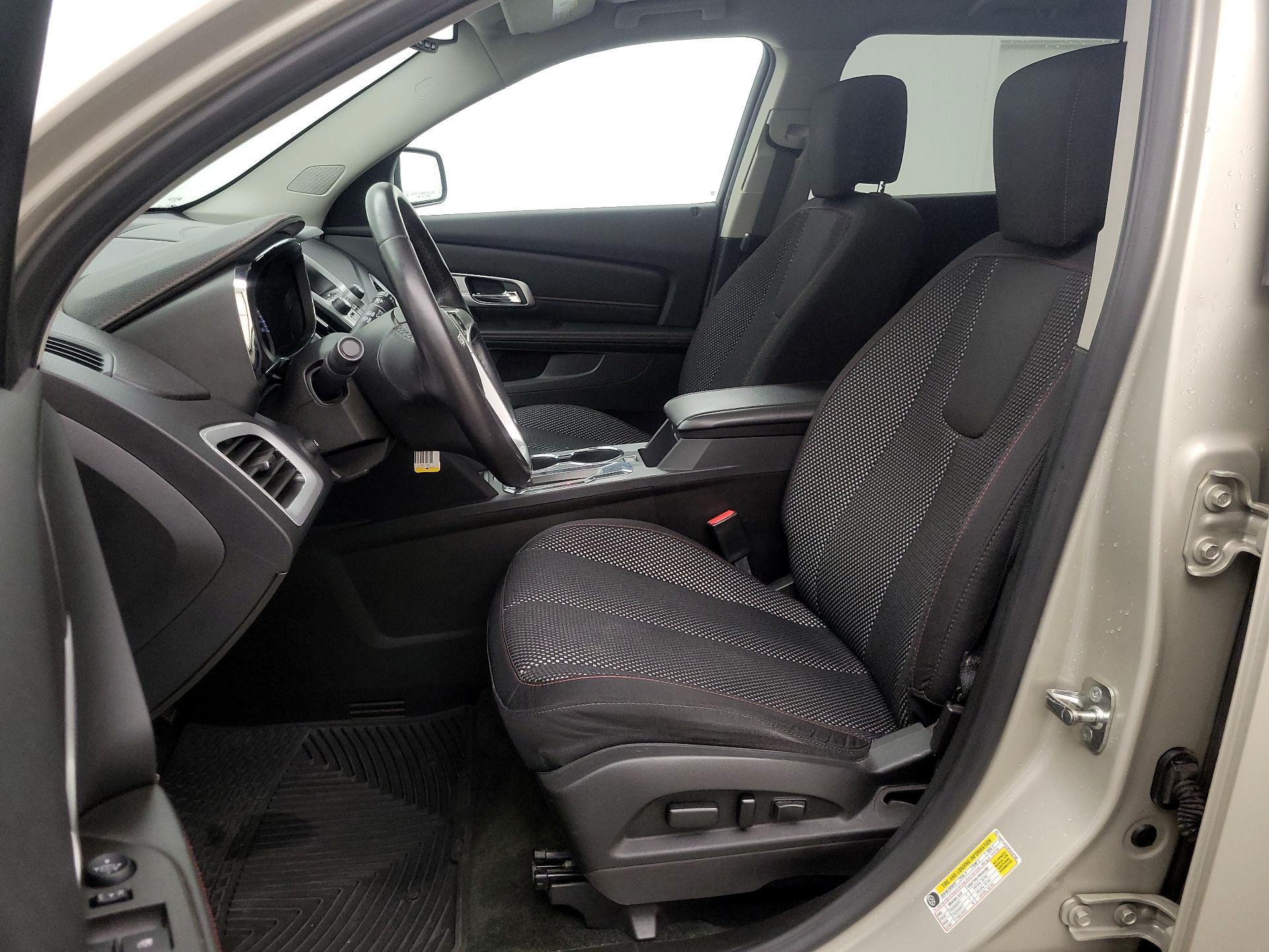 Thumbnail: 2015 GMC Terrain - 11