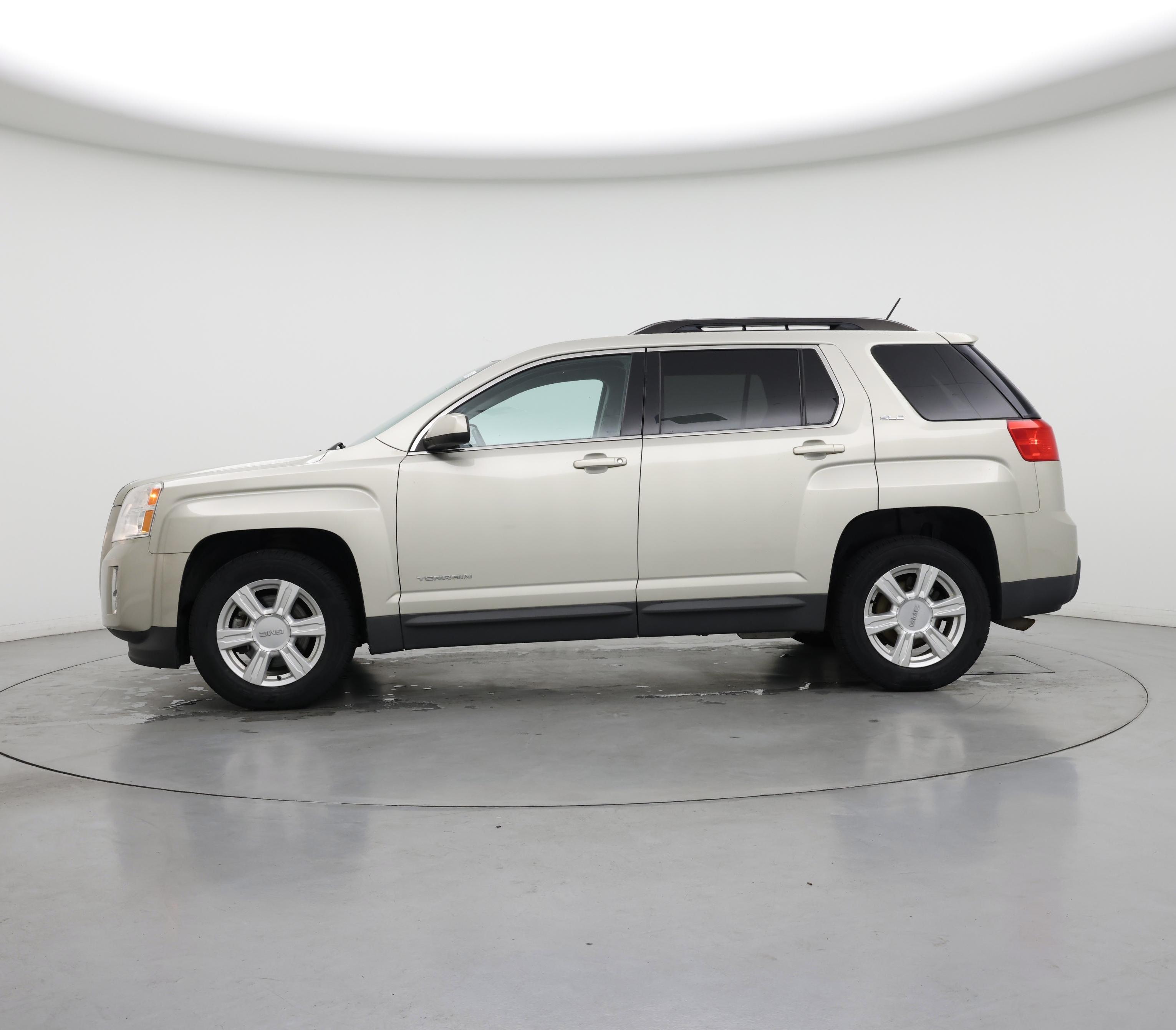 Thumbnail: 2015 GMC Terrain - 3