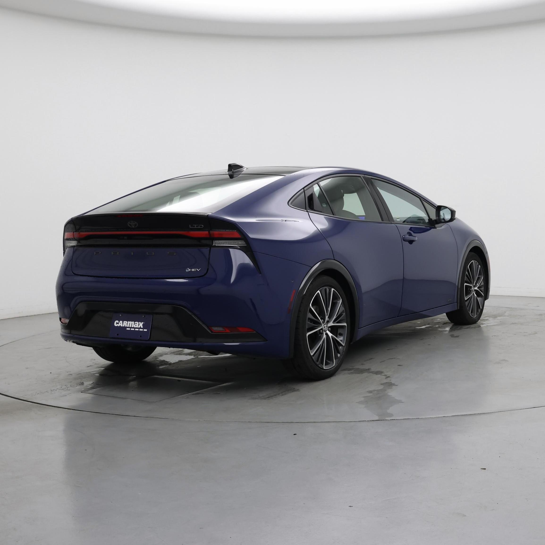 Thumbnail: 2024 Toyota Prius - 8