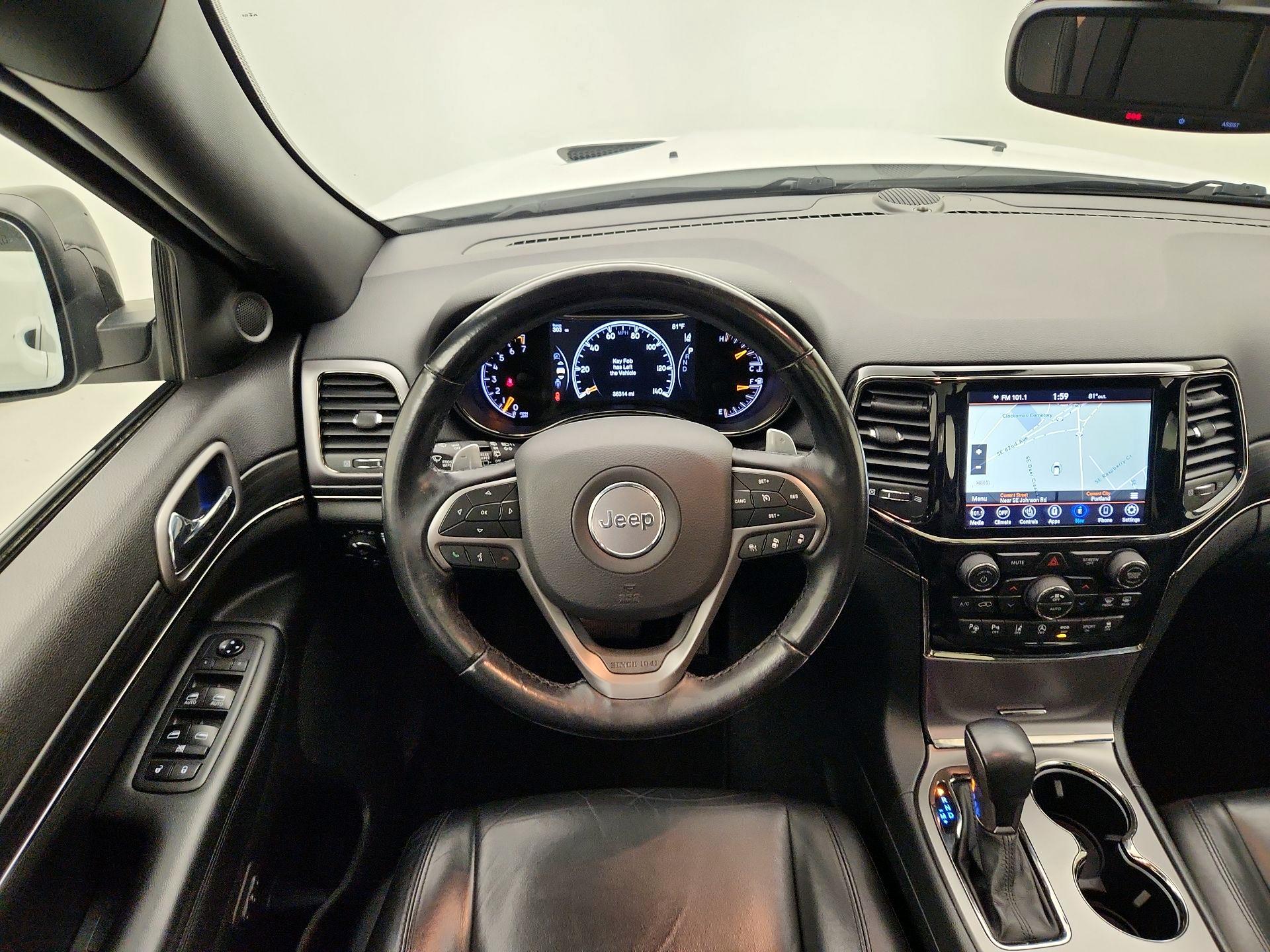 Thumbnail: 2020 Jeep Grand Cherokee - 10