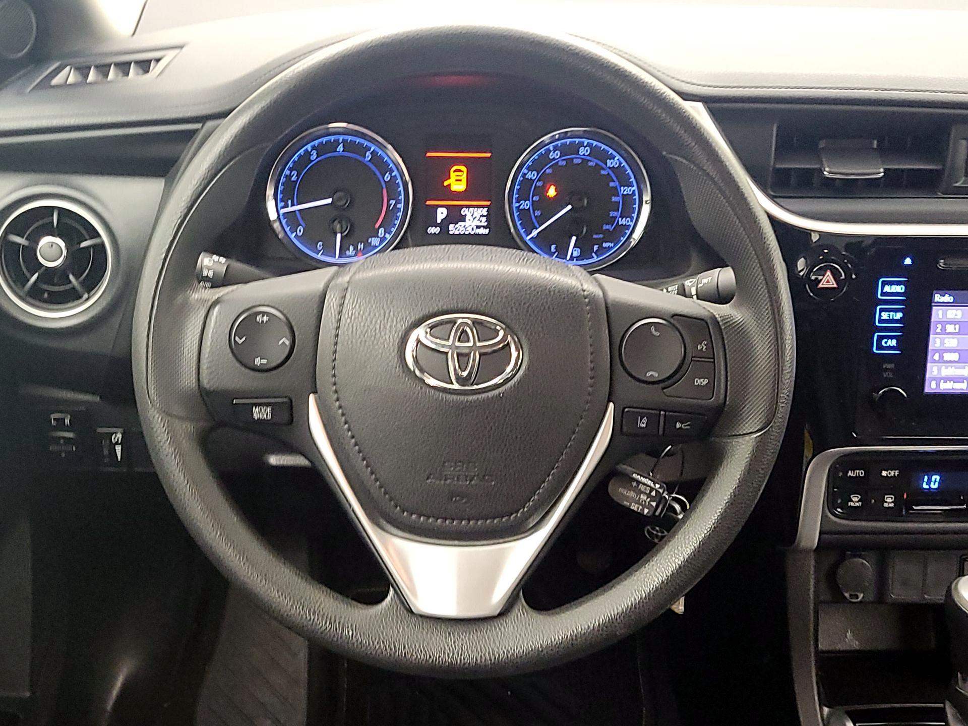 Thumbnail: 2018 Toyota Corolla - 10