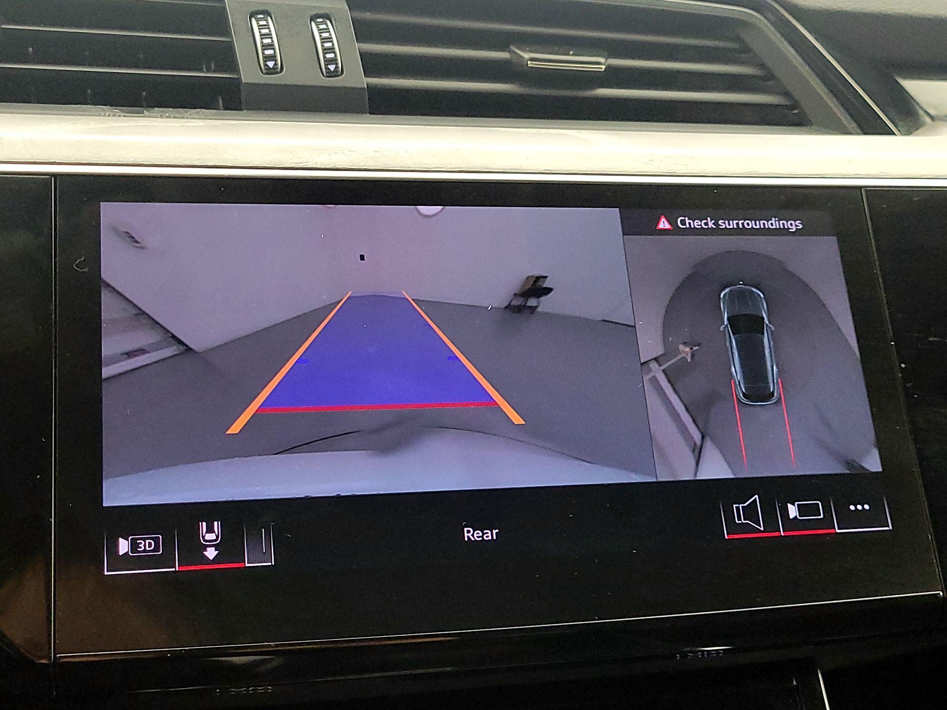 Thumbnail: 2024 Audi Q8 e-tron - 15