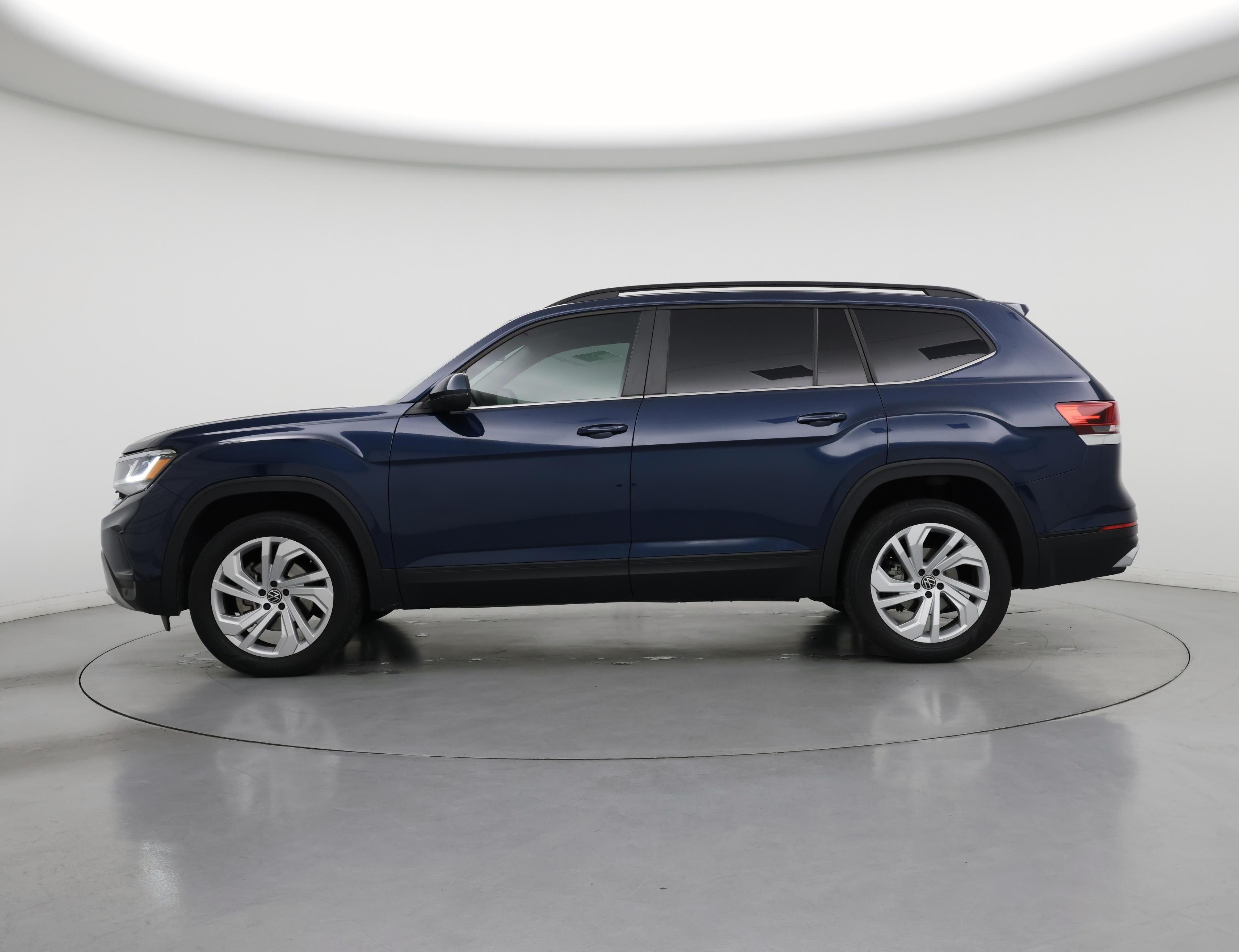 Thumbnail: 2022 Volkswagen Atlas - 3