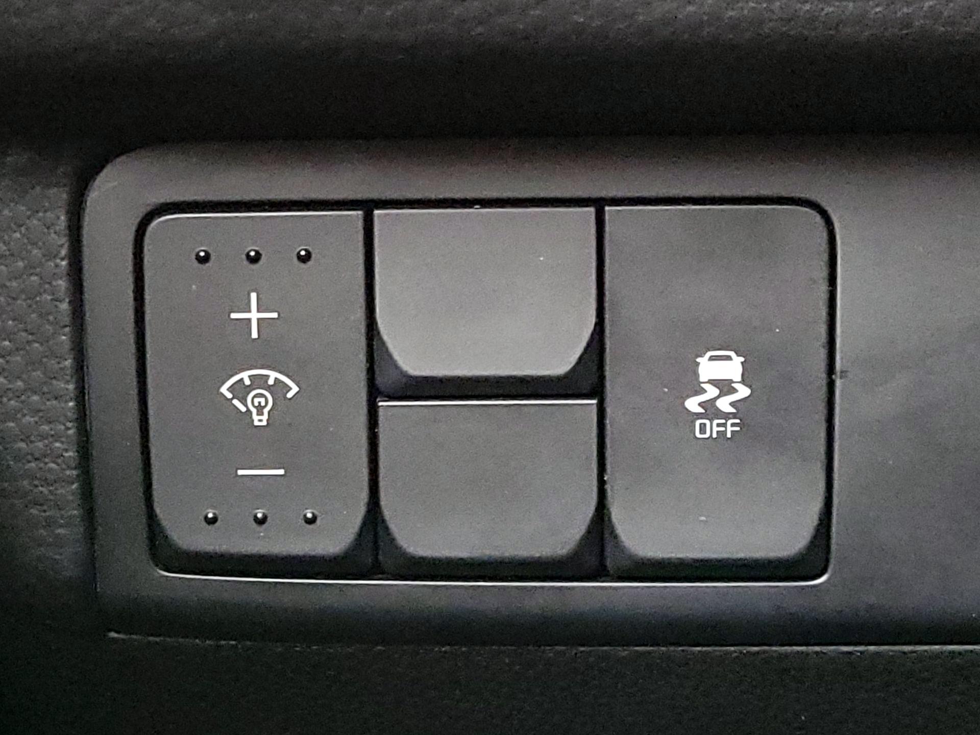 Thumbnail: 2016 Kia Soul - 13
