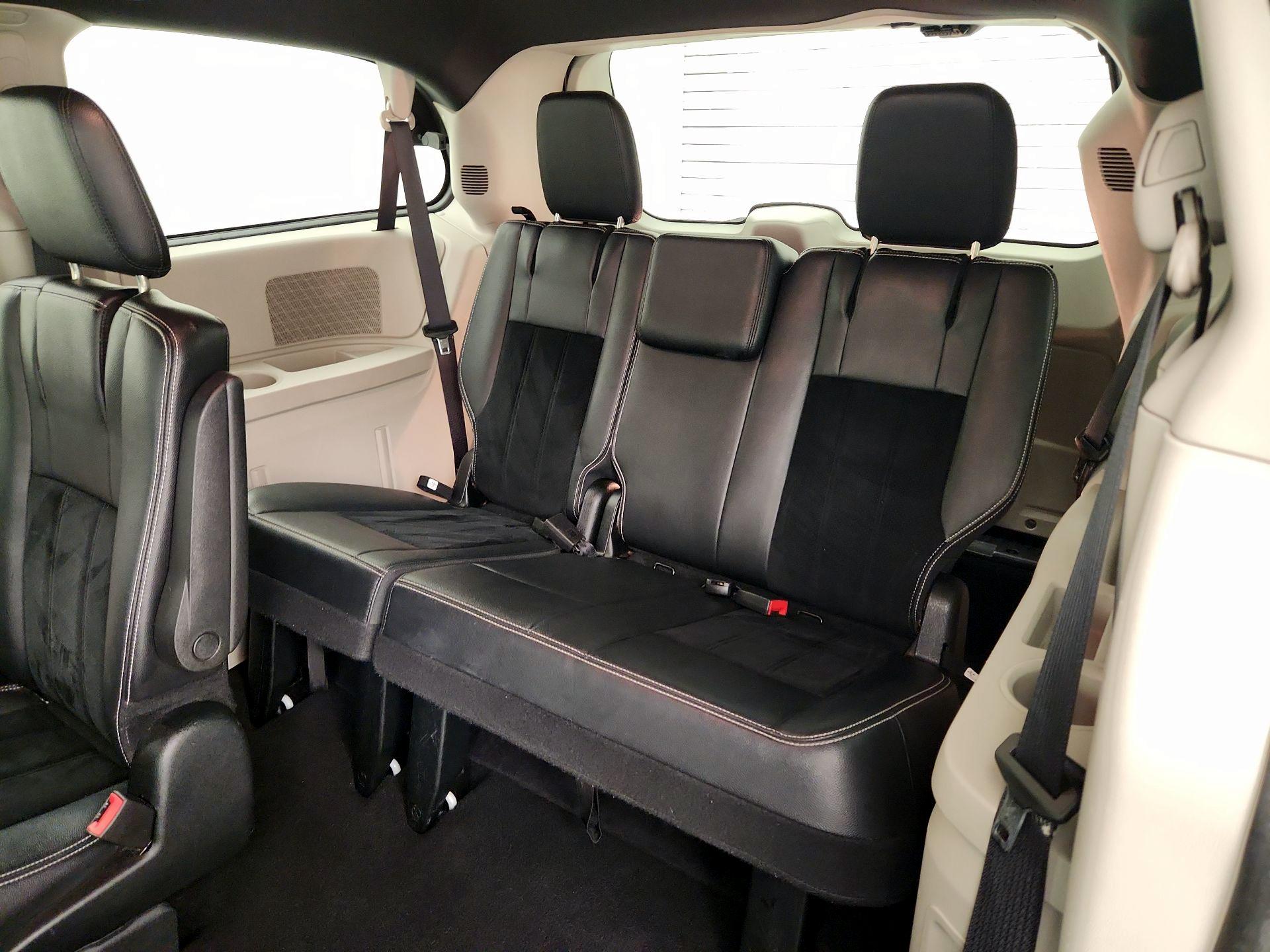 Thumbnail: 2018 Dodge Grand Caravan - 20