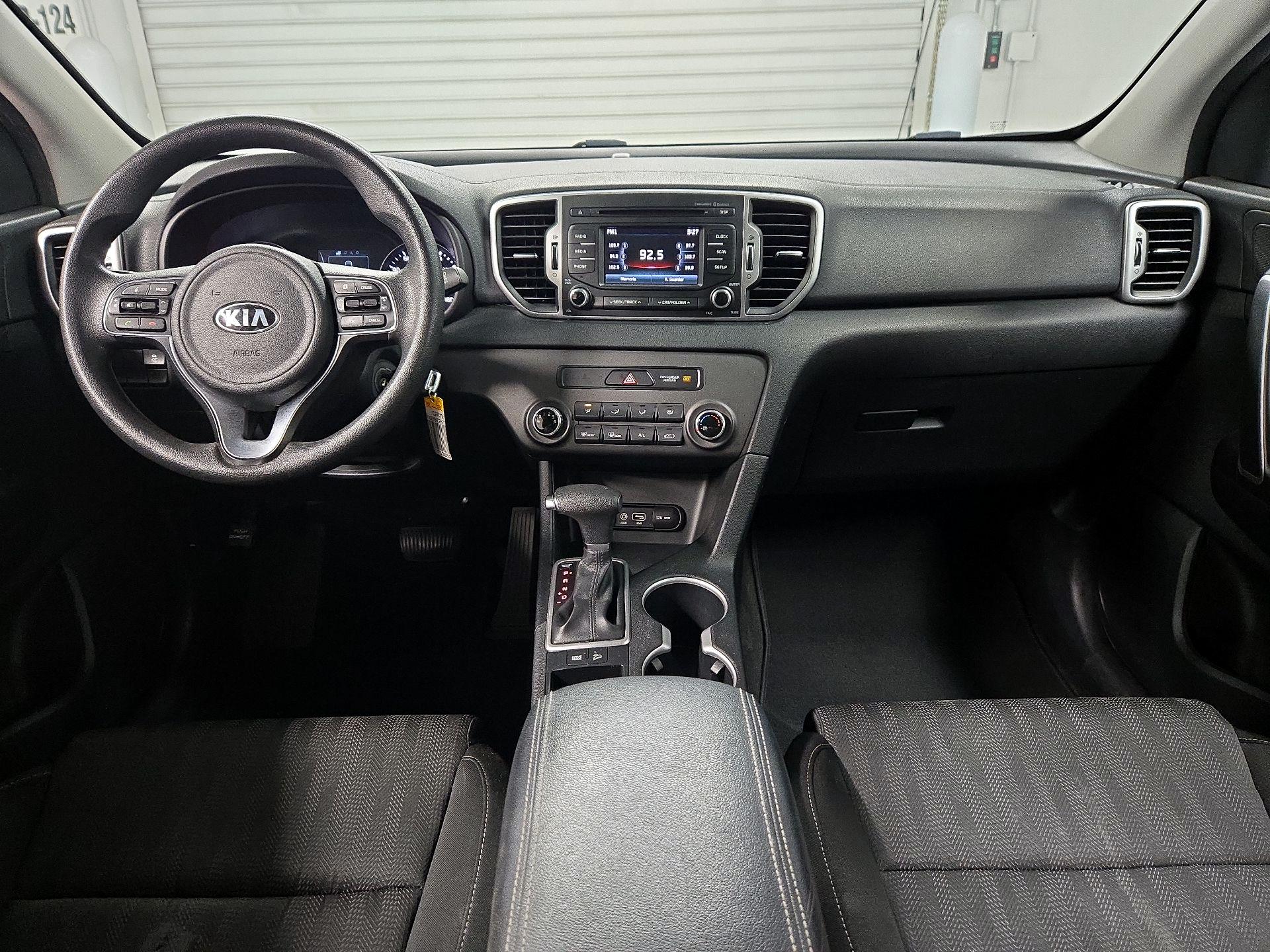 Thumbnail: 2017 Kia Sportage - 9