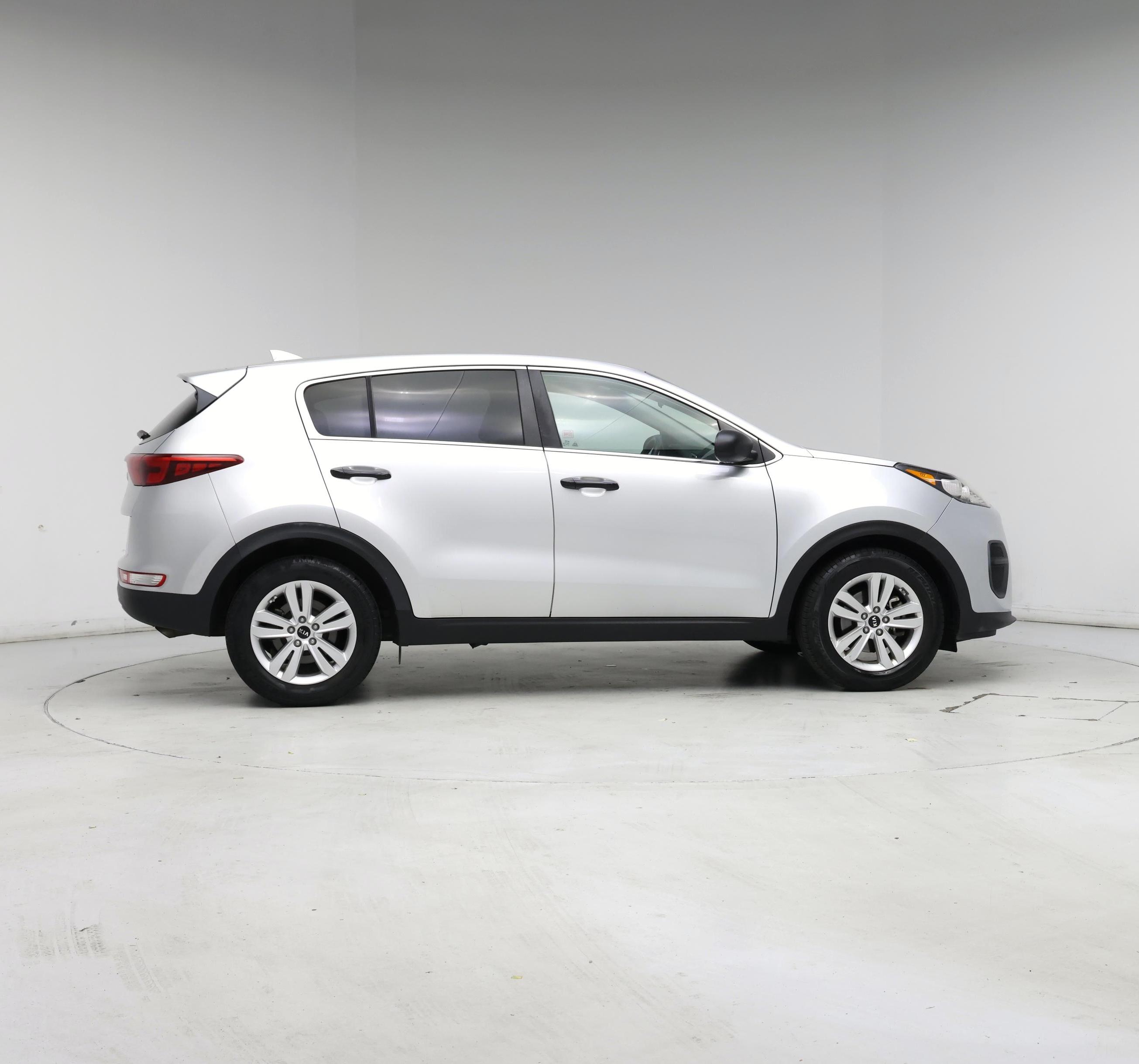 Thumbnail: 2017 Kia Sportage - 7