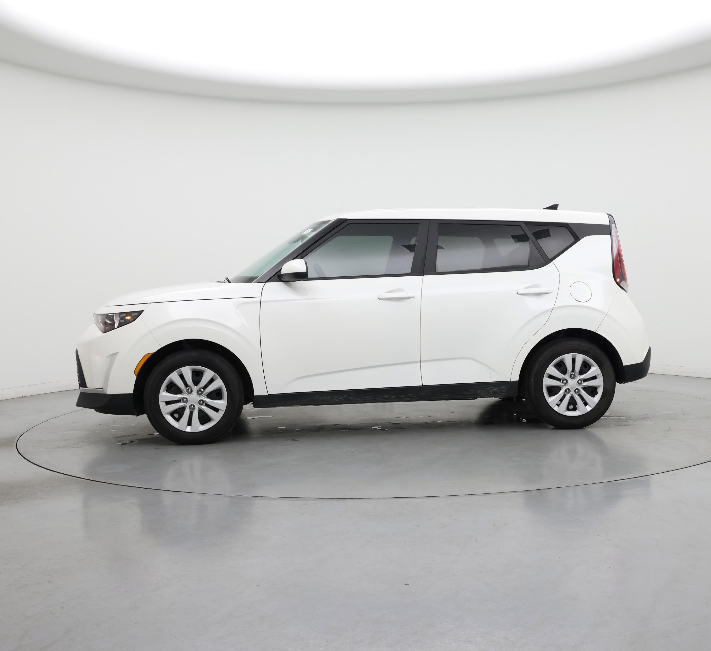Thumbnail: 2023 Kia Soul - 3