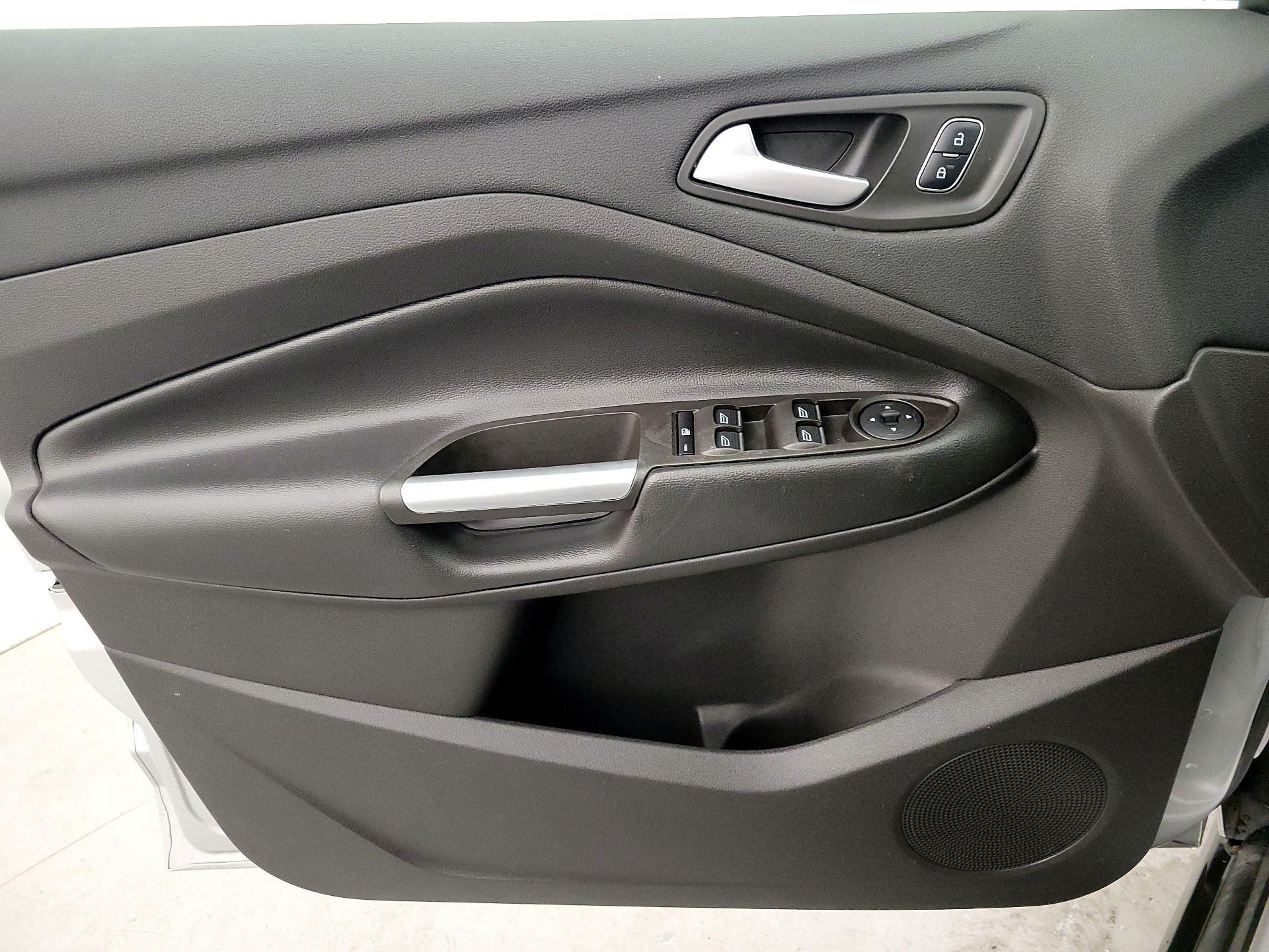 Thumbnail: 2017 Ford C-Max - 12