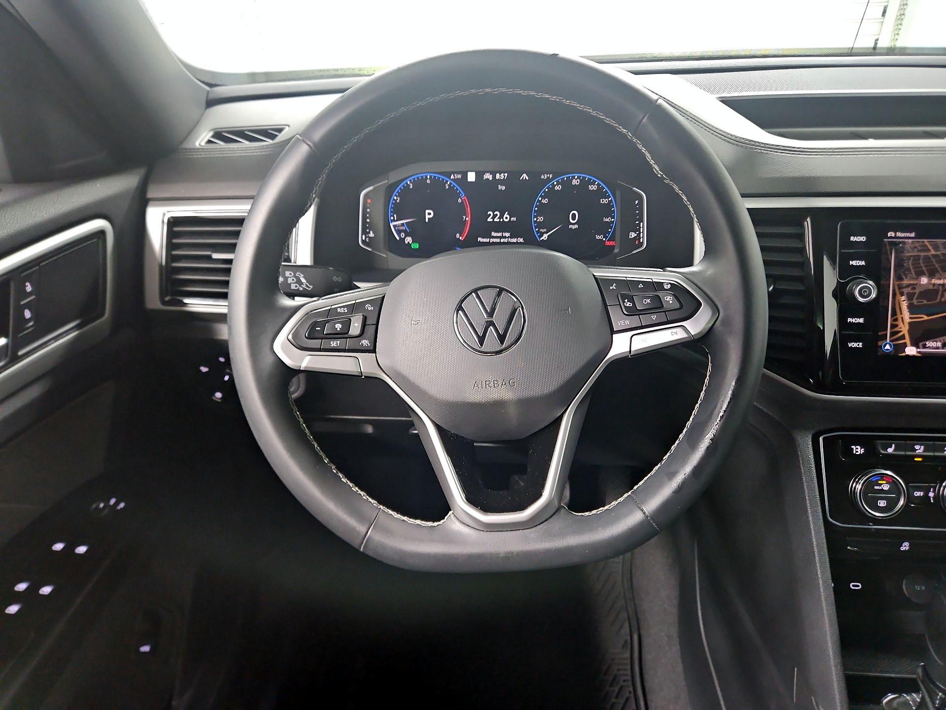 Thumbnail: 2021 Volkswagen Atlas - 10