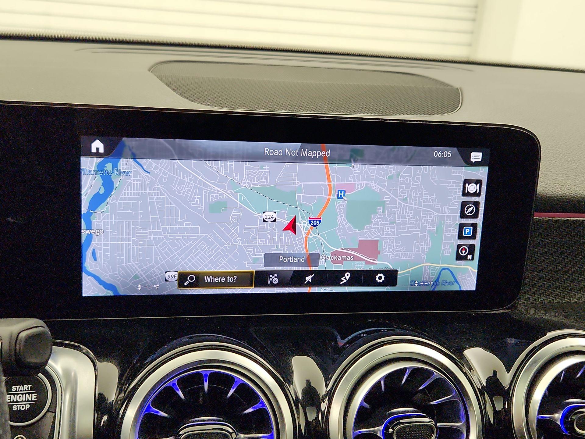 Thumbnail: 2022 Mercedes-Benz GLB - 14