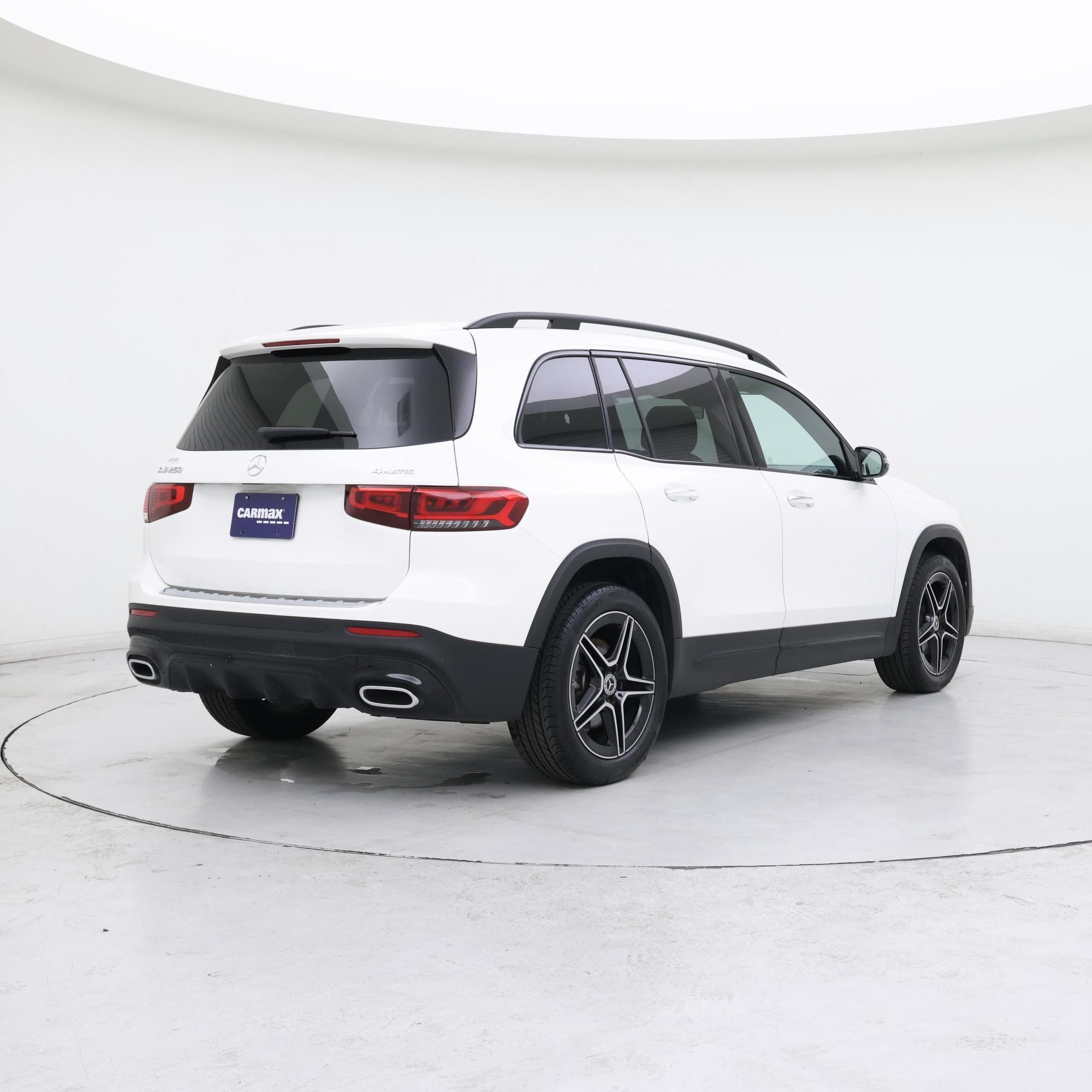 Thumbnail: 2022 Mercedes-Benz GLB - 8