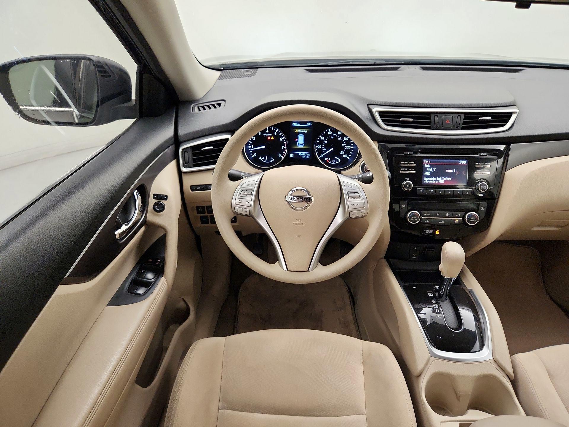 Thumbnail: 2015 Nissan Rogue - 10