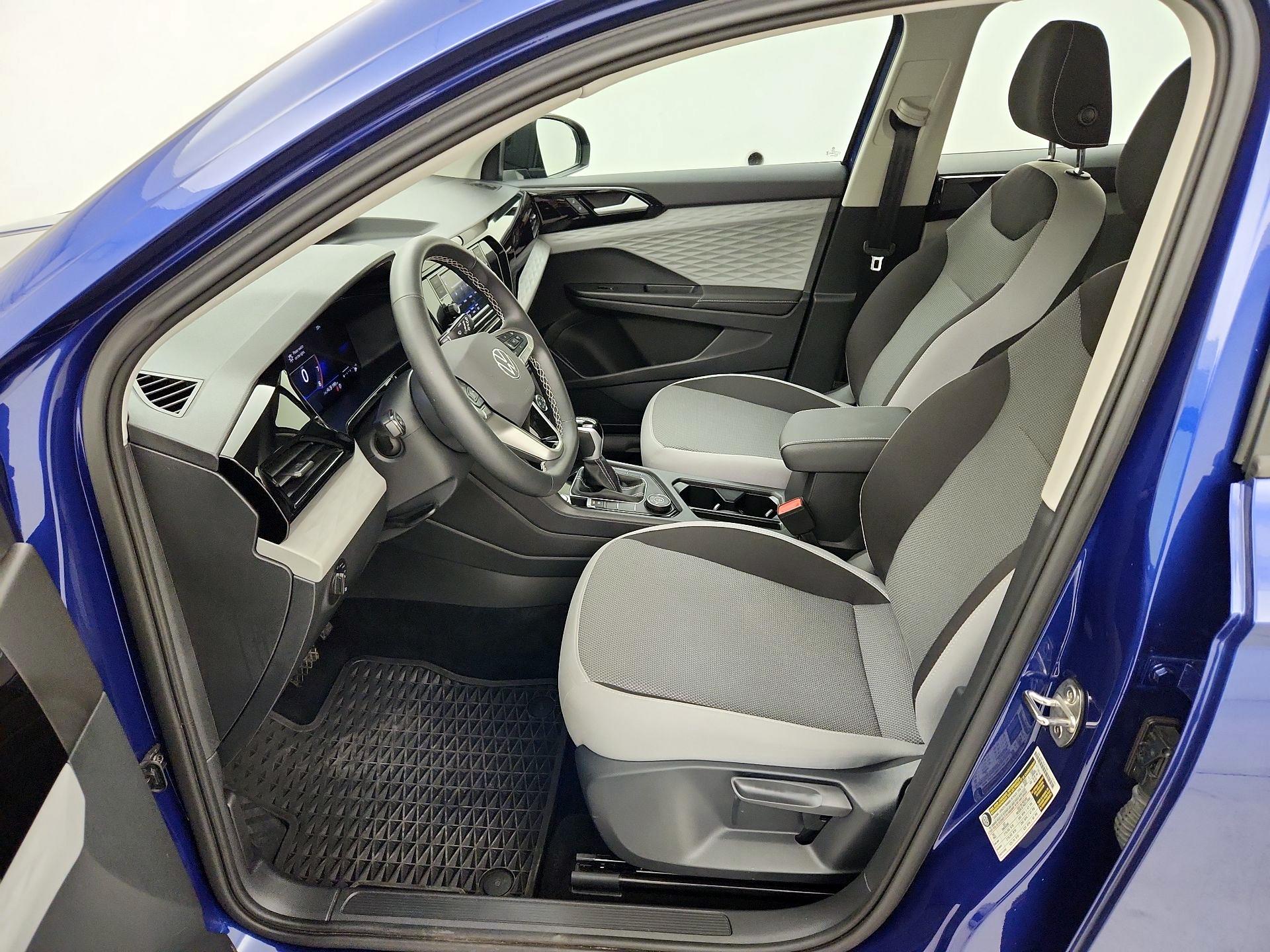 Thumbnail: 2024 Volkswagen Taos - 11