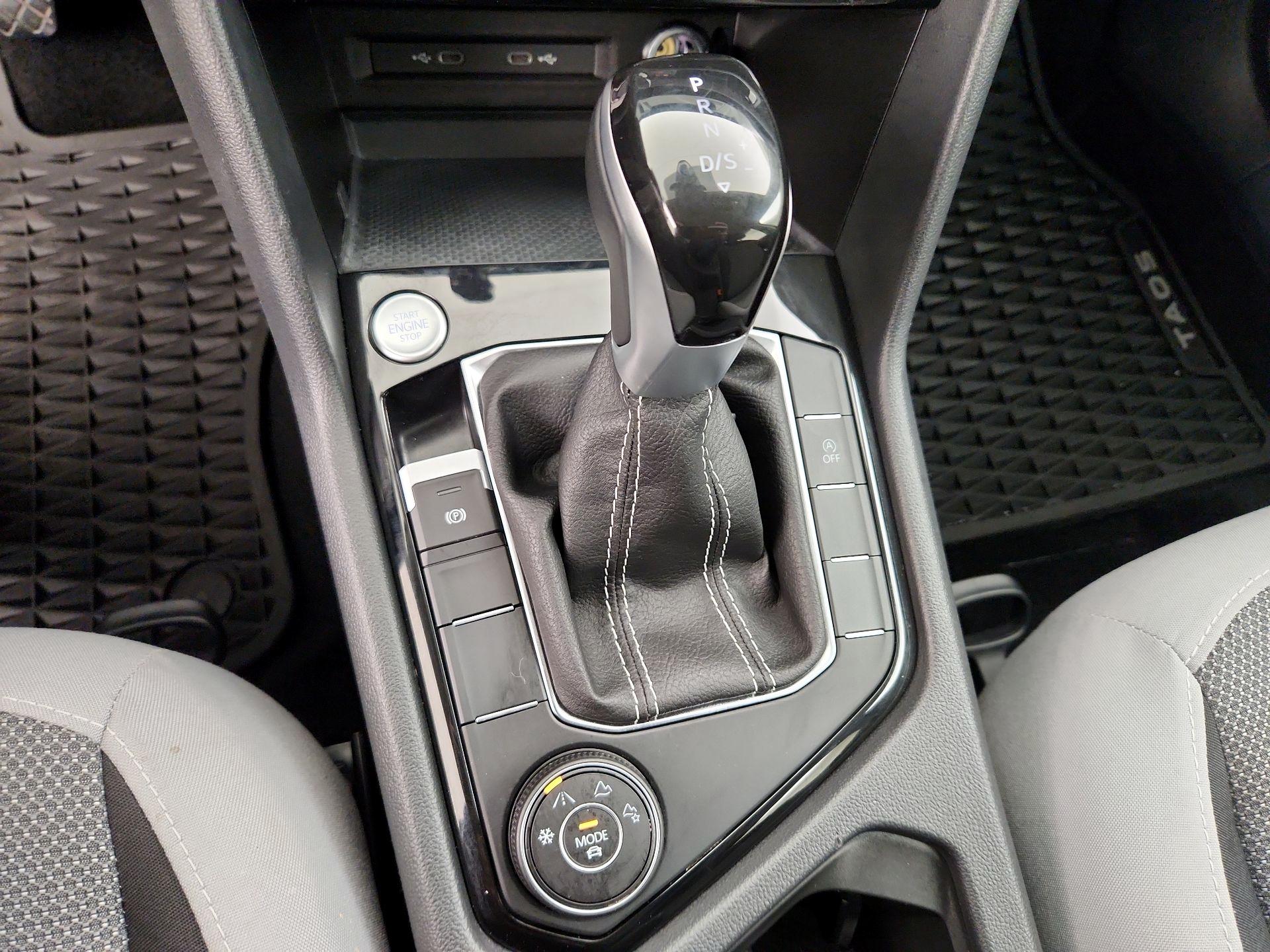 Thumbnail: 2024 Volkswagen Taos - 17