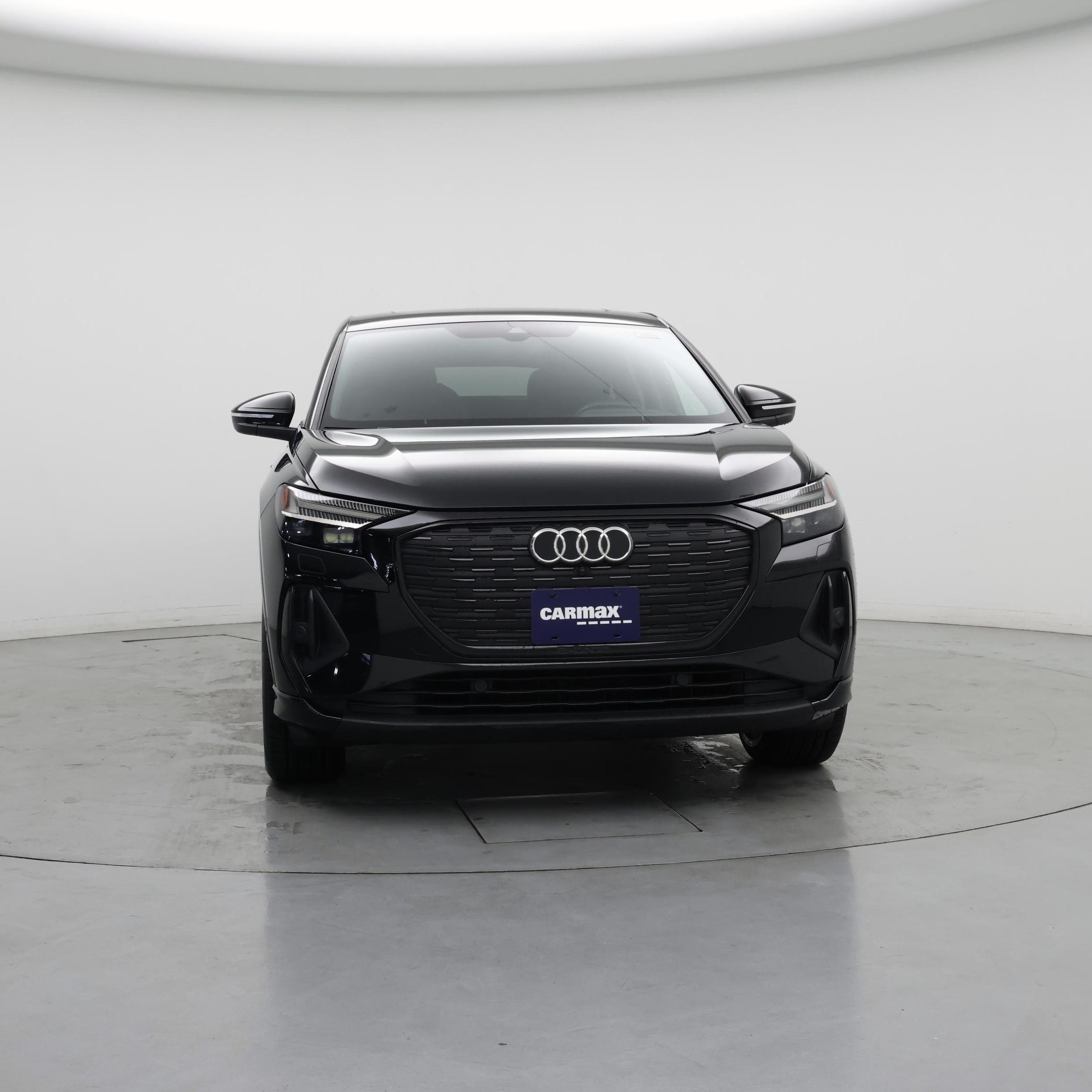 Thumbnail: 2023 Audi Q4 e-tron - 5