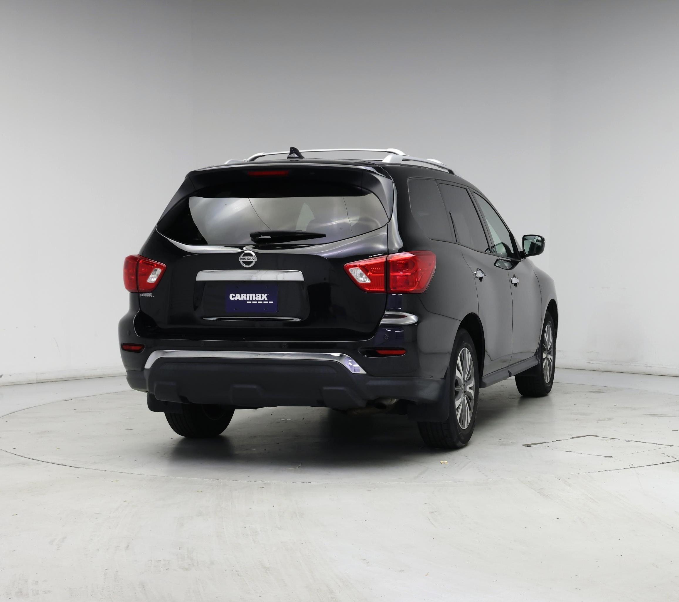 Thumbnail: 2019 Nissan Pathfinder - 8