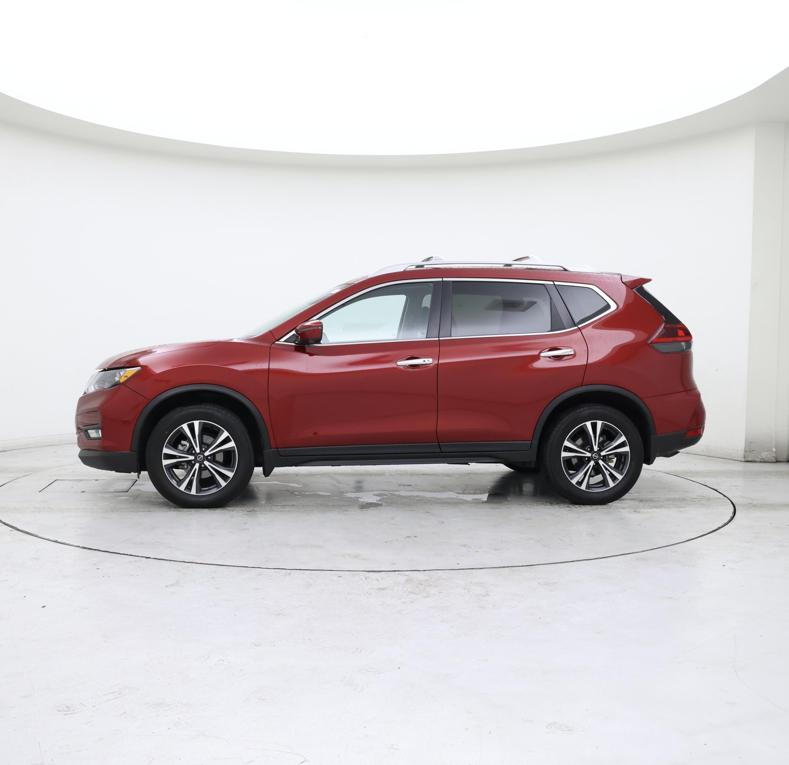 Thumbnail: 2020 Nissan Rogue - 3