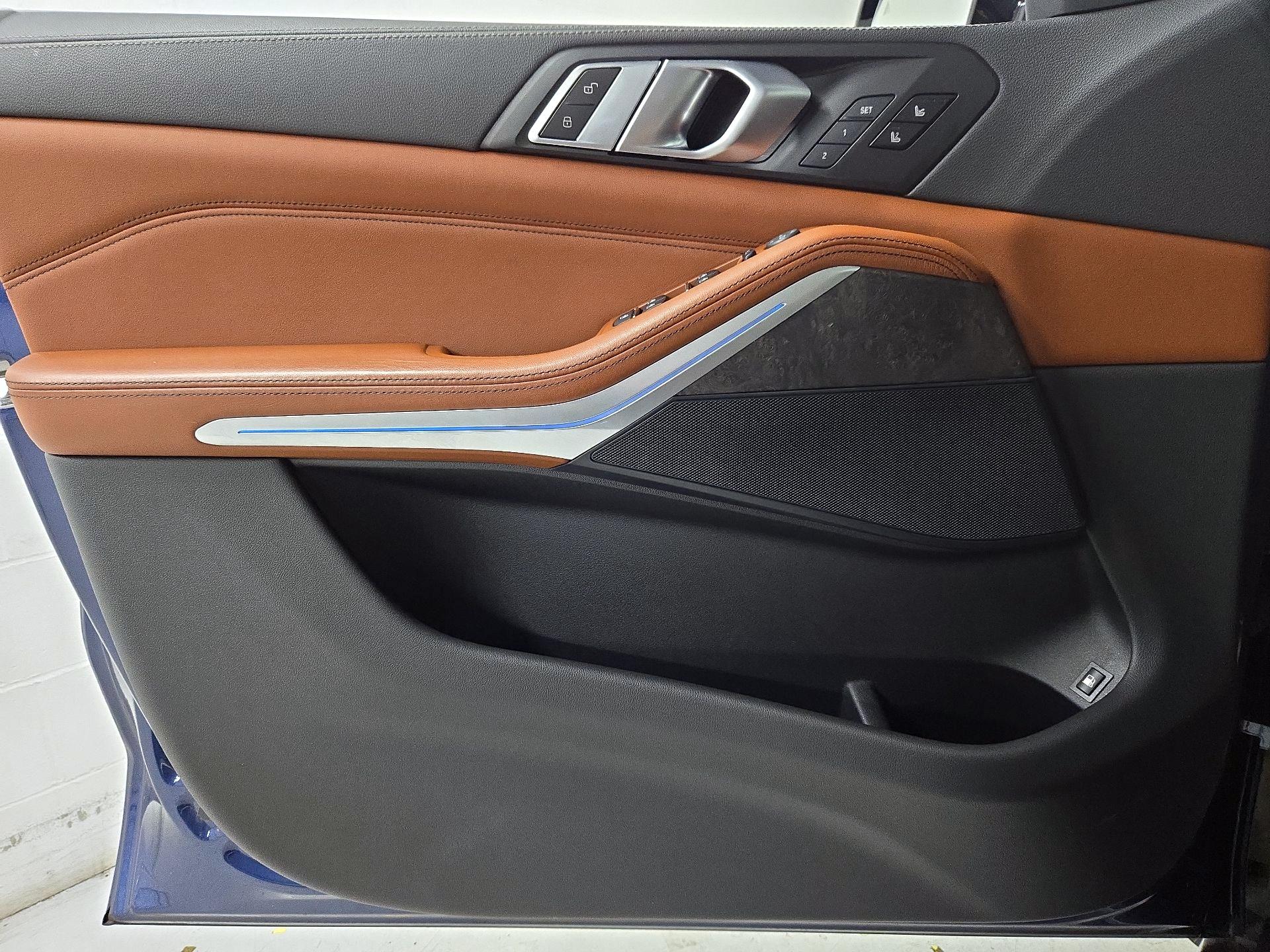 Thumbnail: 2022 BMW X5 - 12