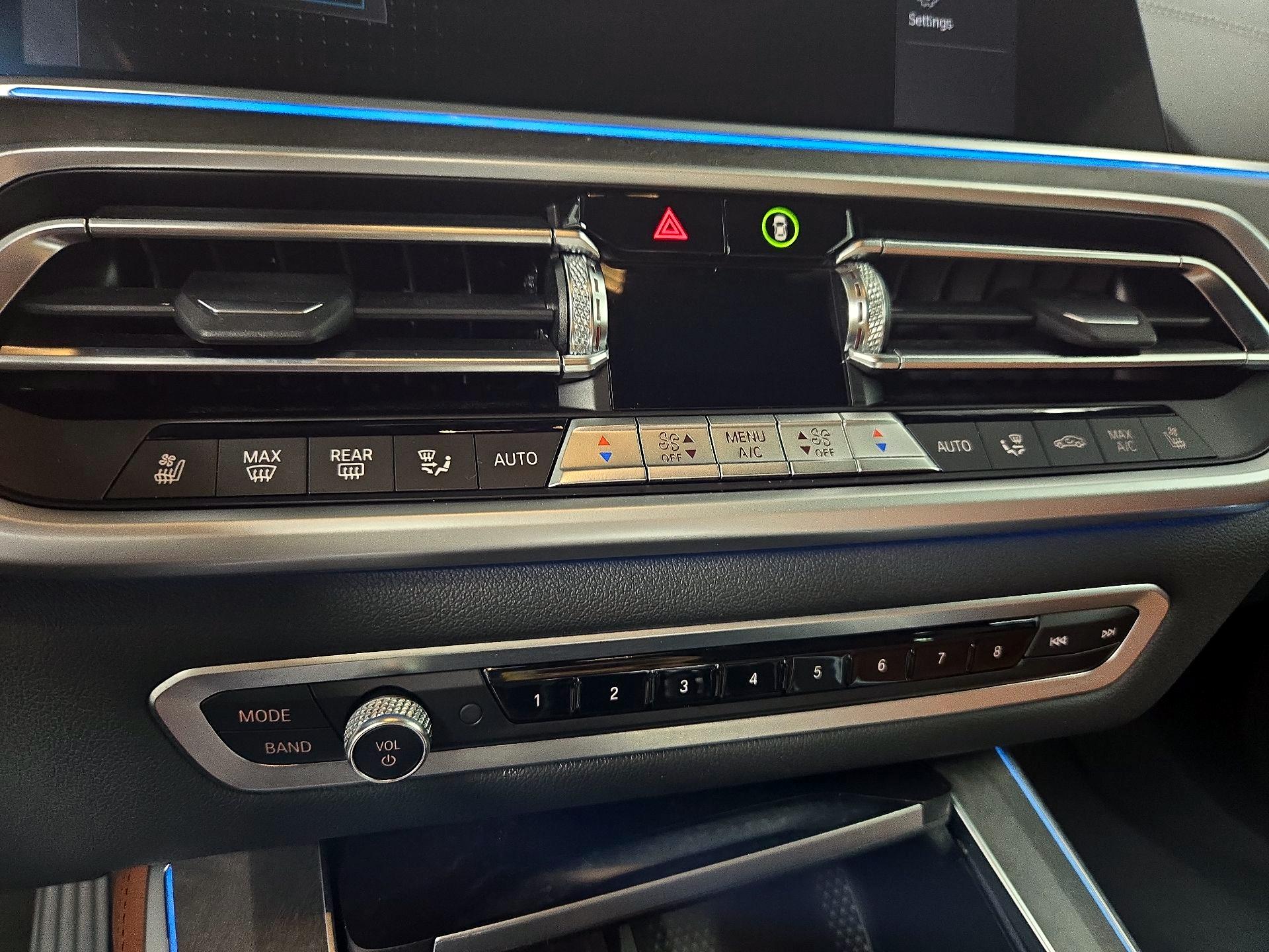 Thumbnail: 2022 BMW X5 - 17