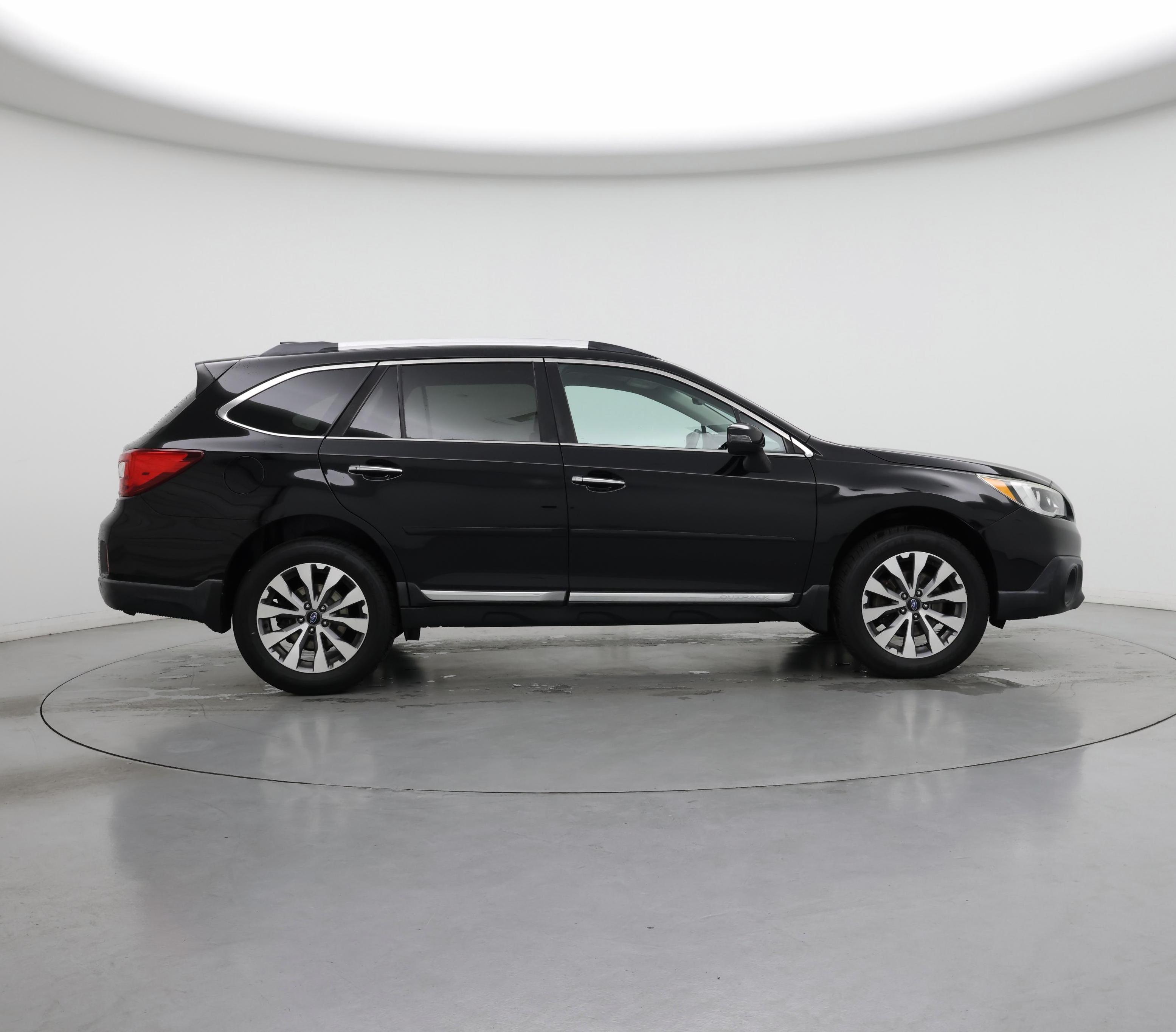 Thumbnail: 2017 Subaru Outback - 7