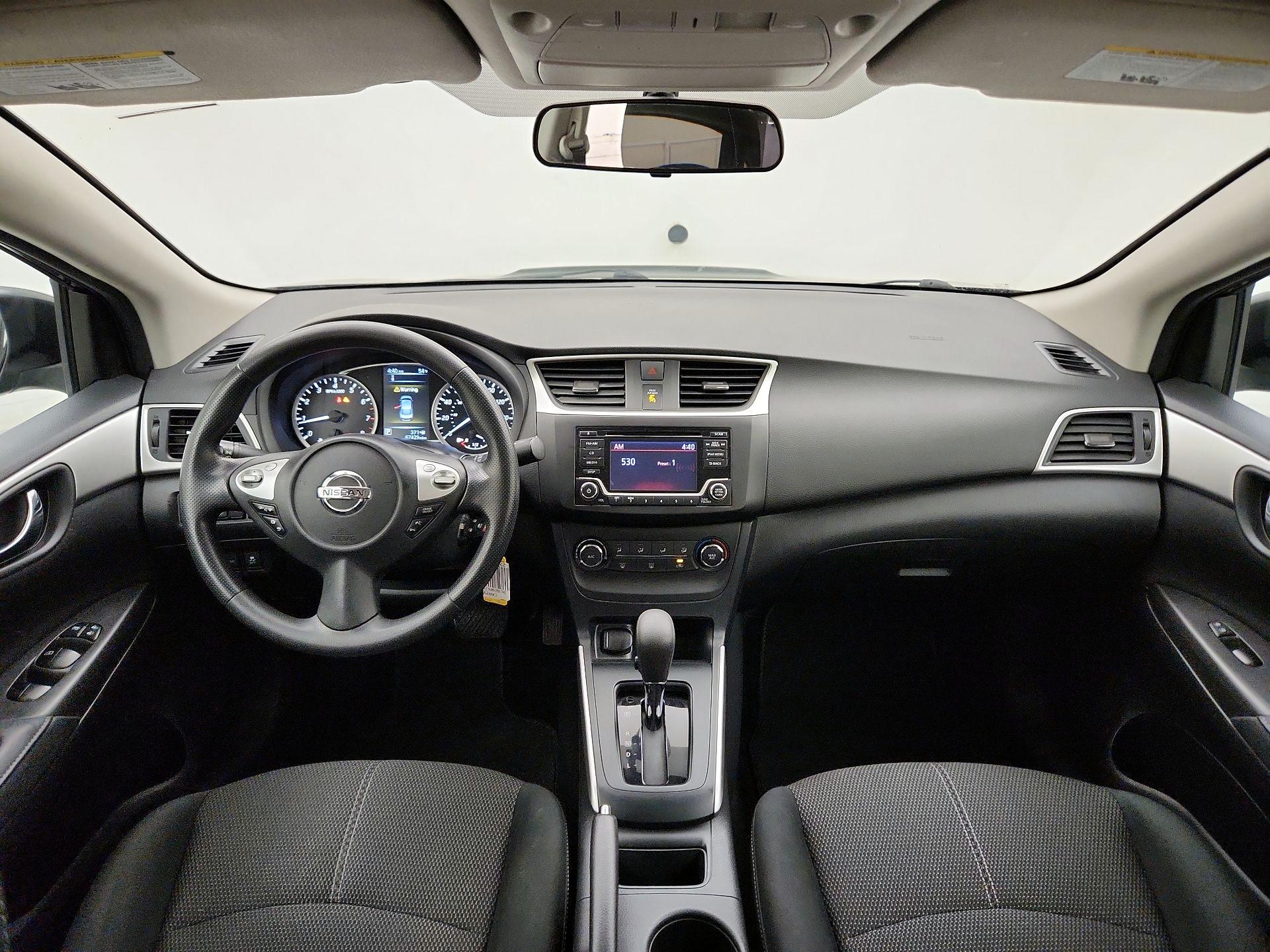 Thumbnail: 2018 Nissan Sentra - 9