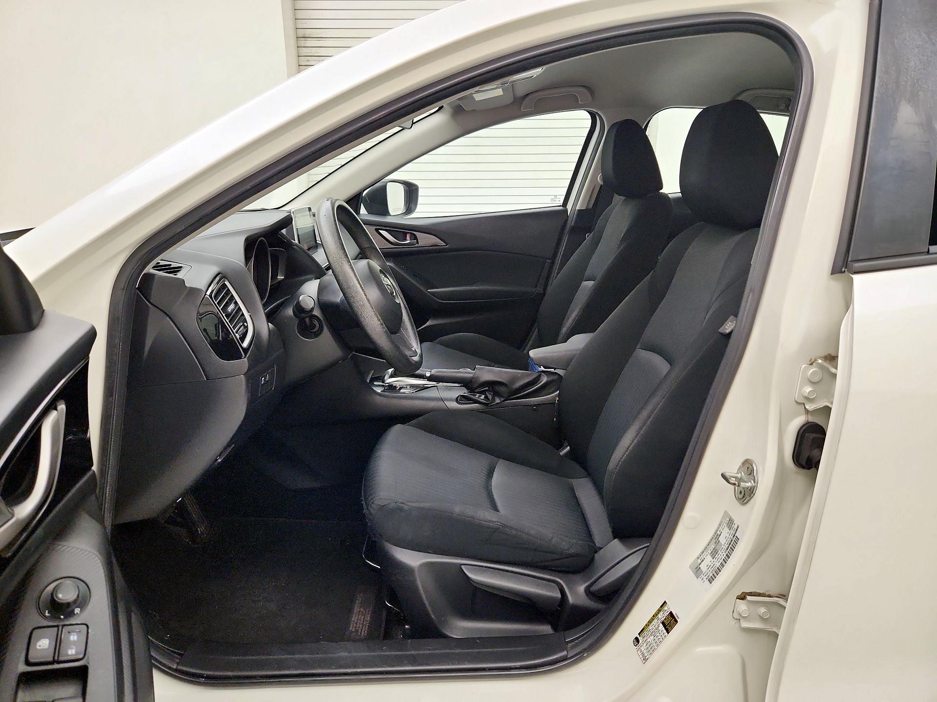 Thumbnail: 2016 Mazda Mazda3 - 11