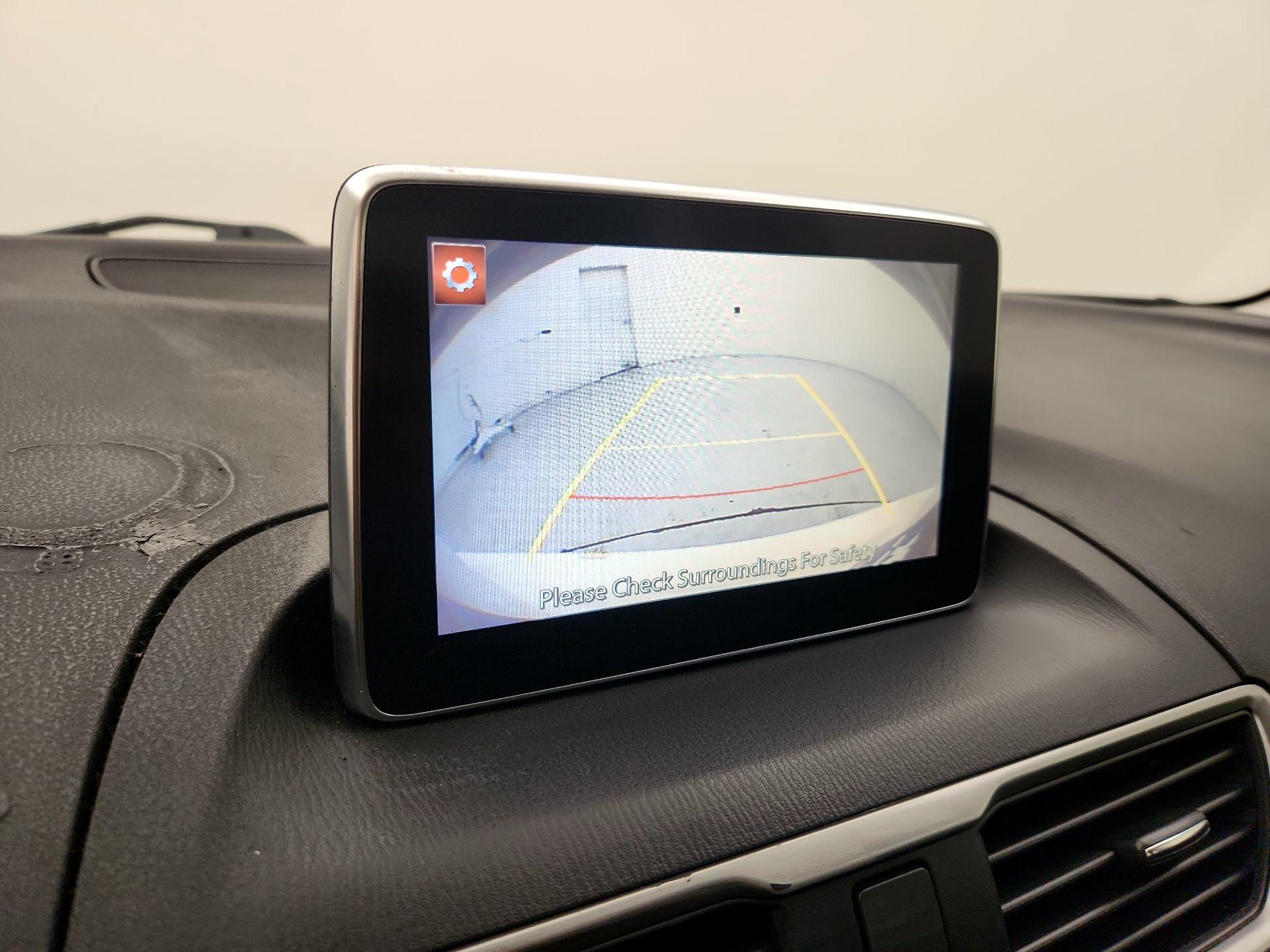 Thumbnail: 2016 Mazda Mazda3 - 14