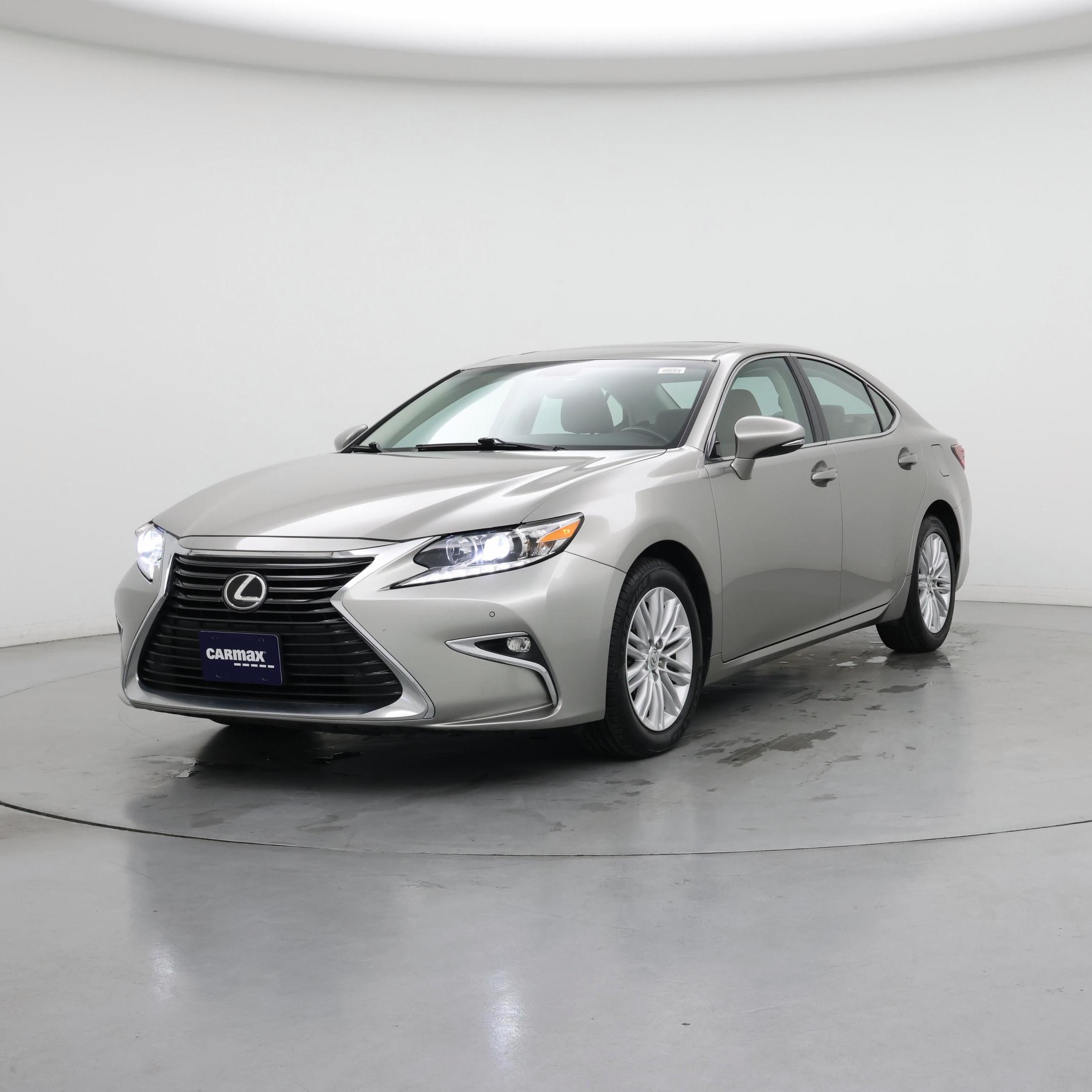 Thumbnail: 2016 Lexus ES - 4