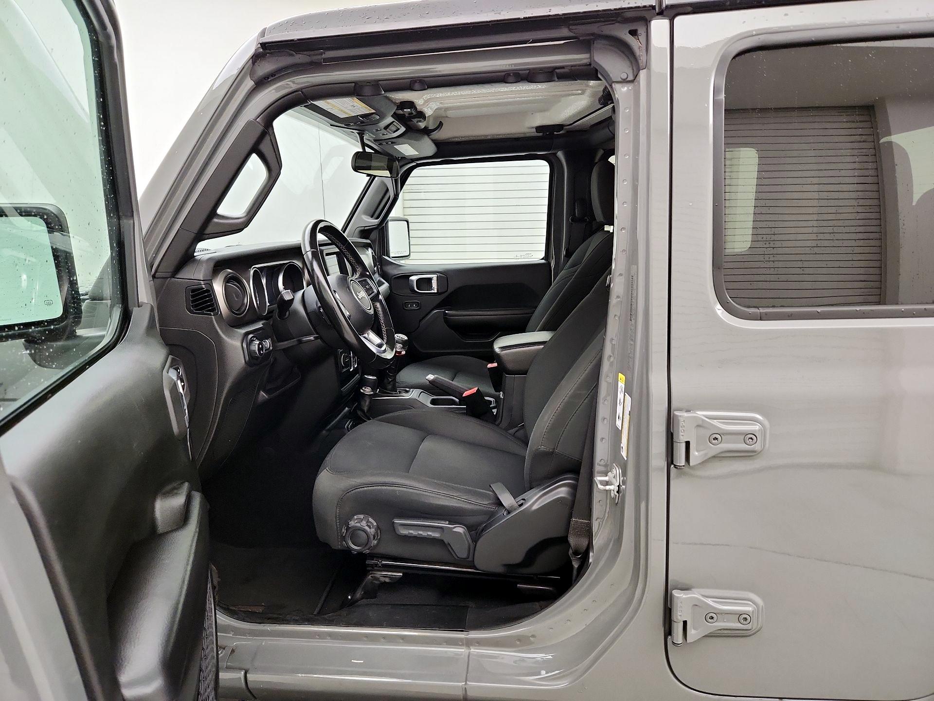 Thumbnail: 2020 Jeep Gladiator - 11