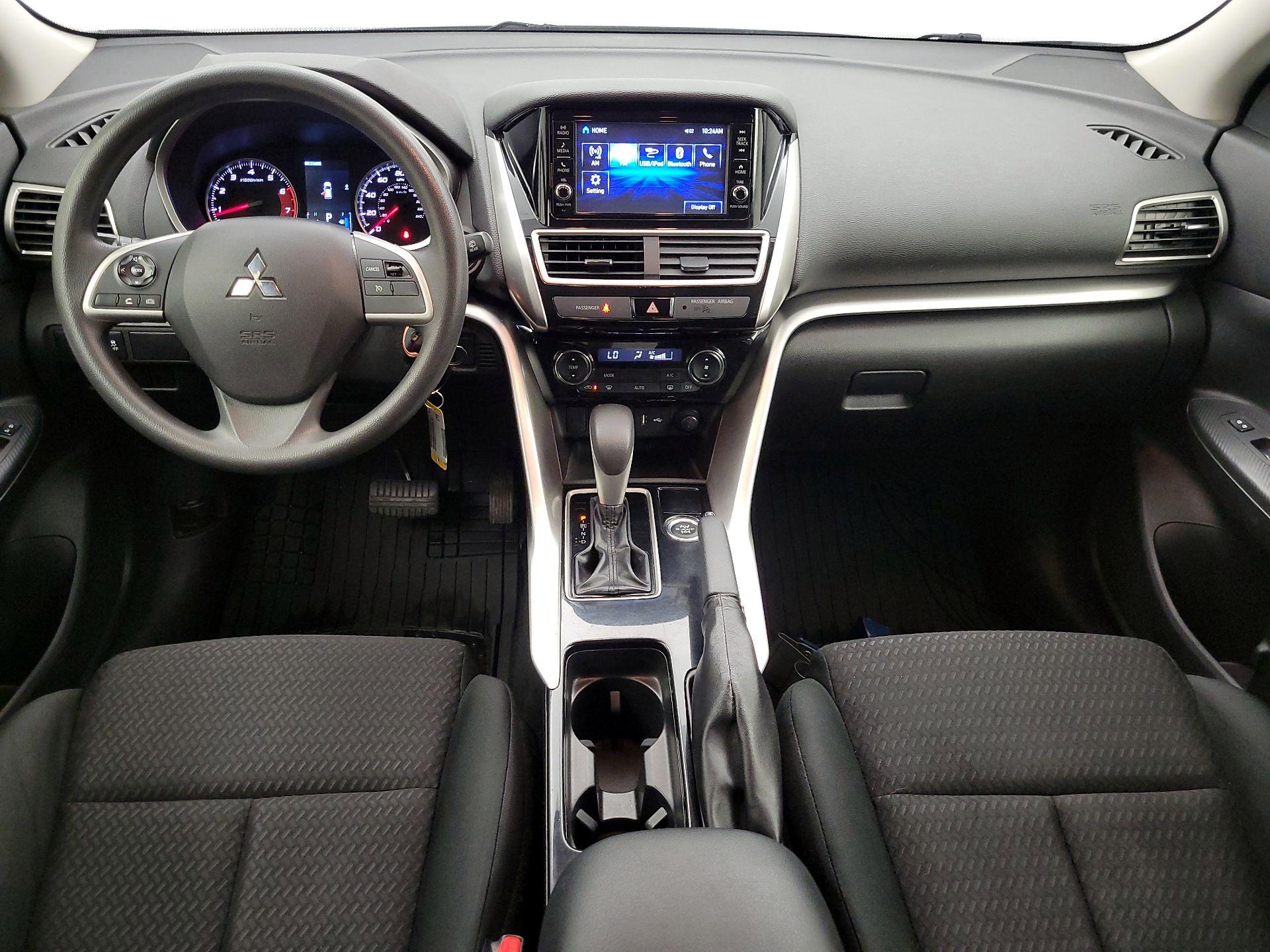 Thumbnail: 2018 Mitsubishi Eclipse Cross - 9