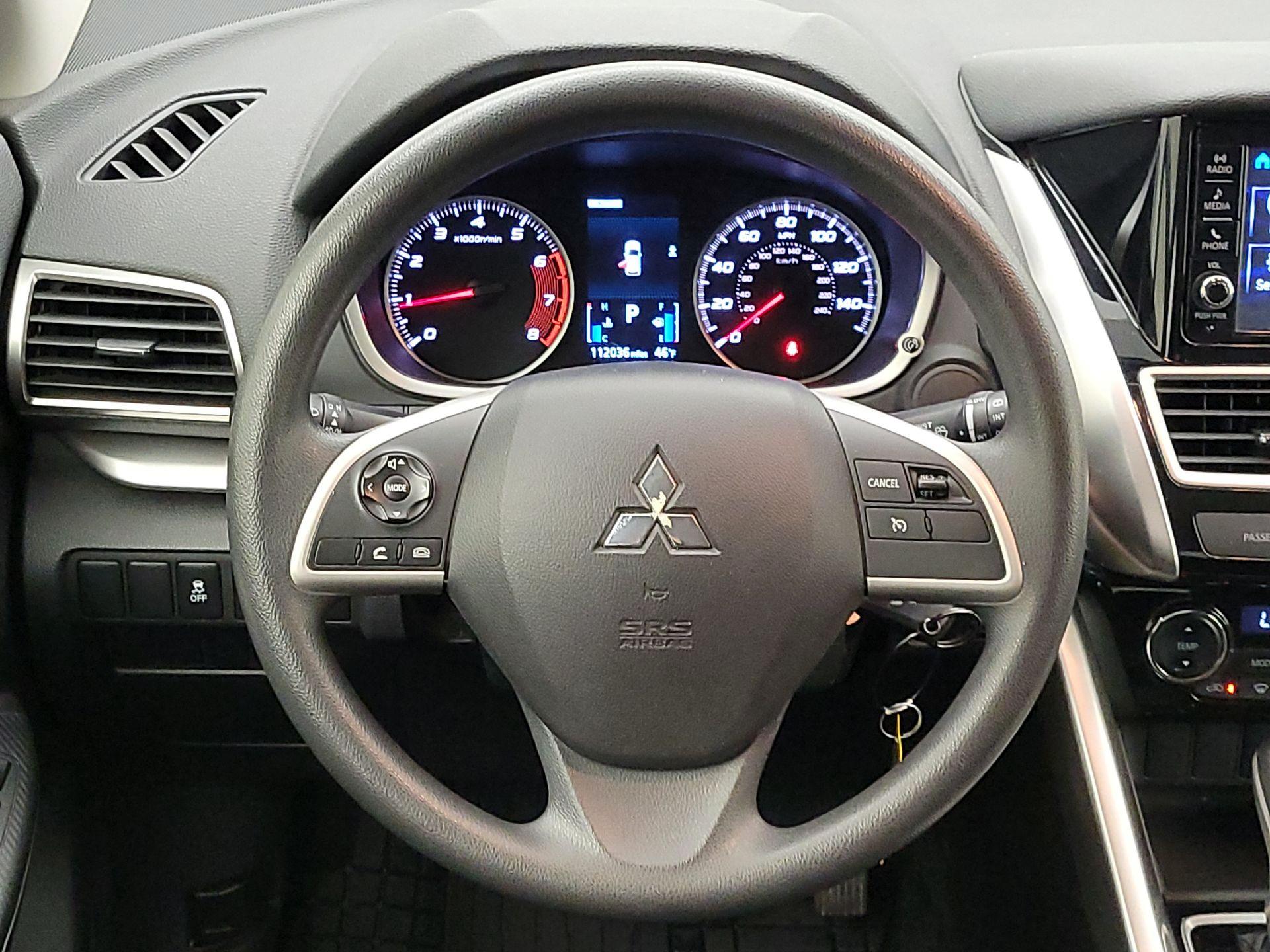Thumbnail: 2018 Mitsubishi Eclipse Cross - 10