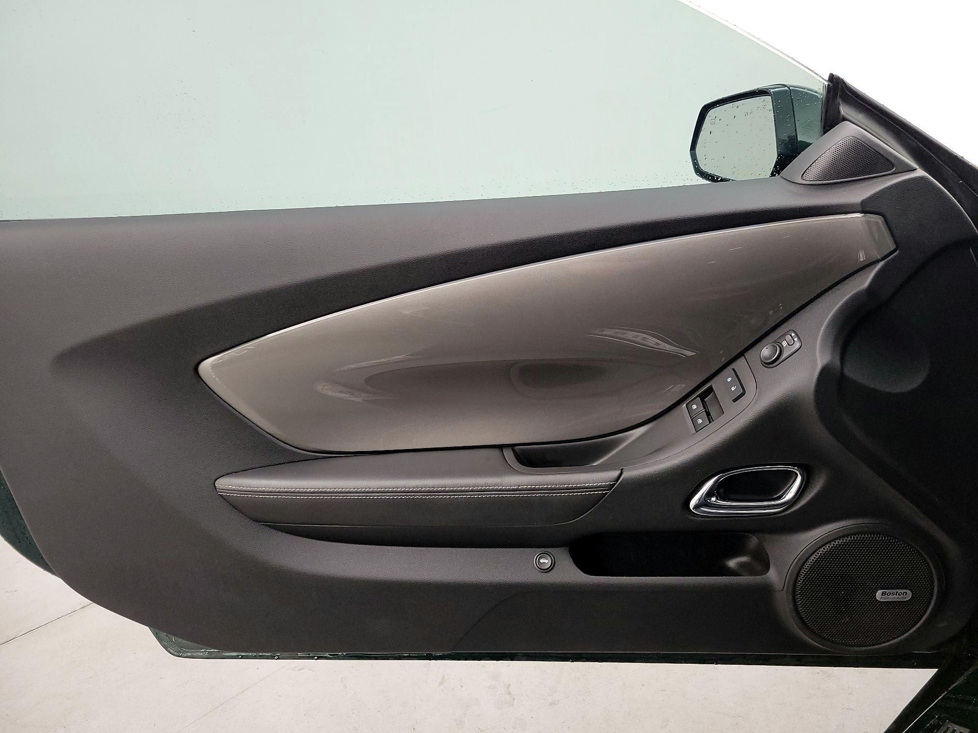 Thumbnail: 2015 Chevrolet Camaro - 12