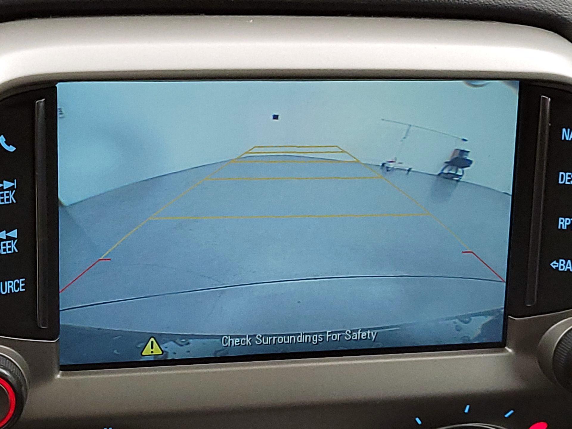 Thumbnail: 2015 Chevrolet Camaro - 15